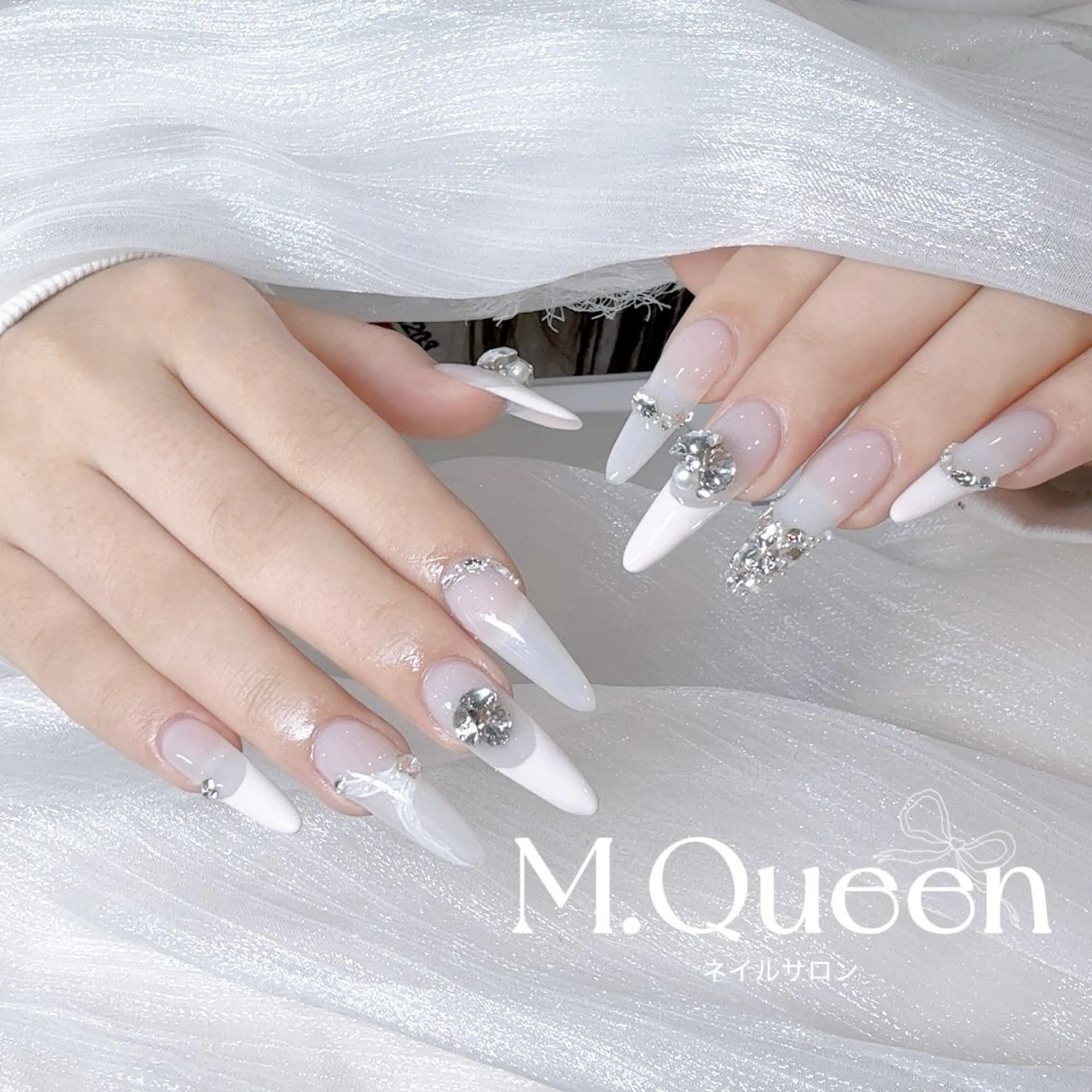 ネイル MQueen ネイルサロンマルのネイルデザイン