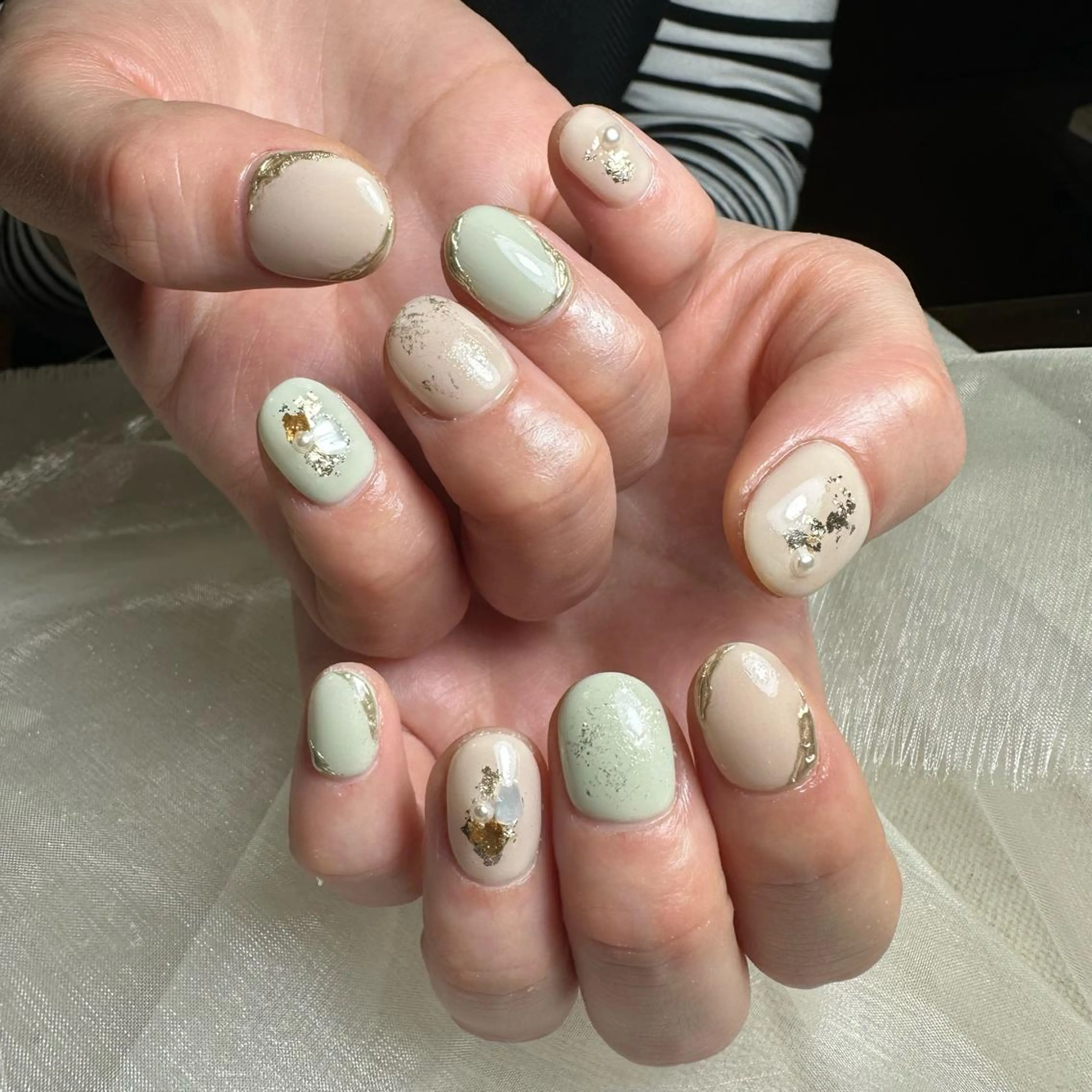 ネイル ハンドネイル repos~ルポ~所属・里見 麗のネイルデザイン