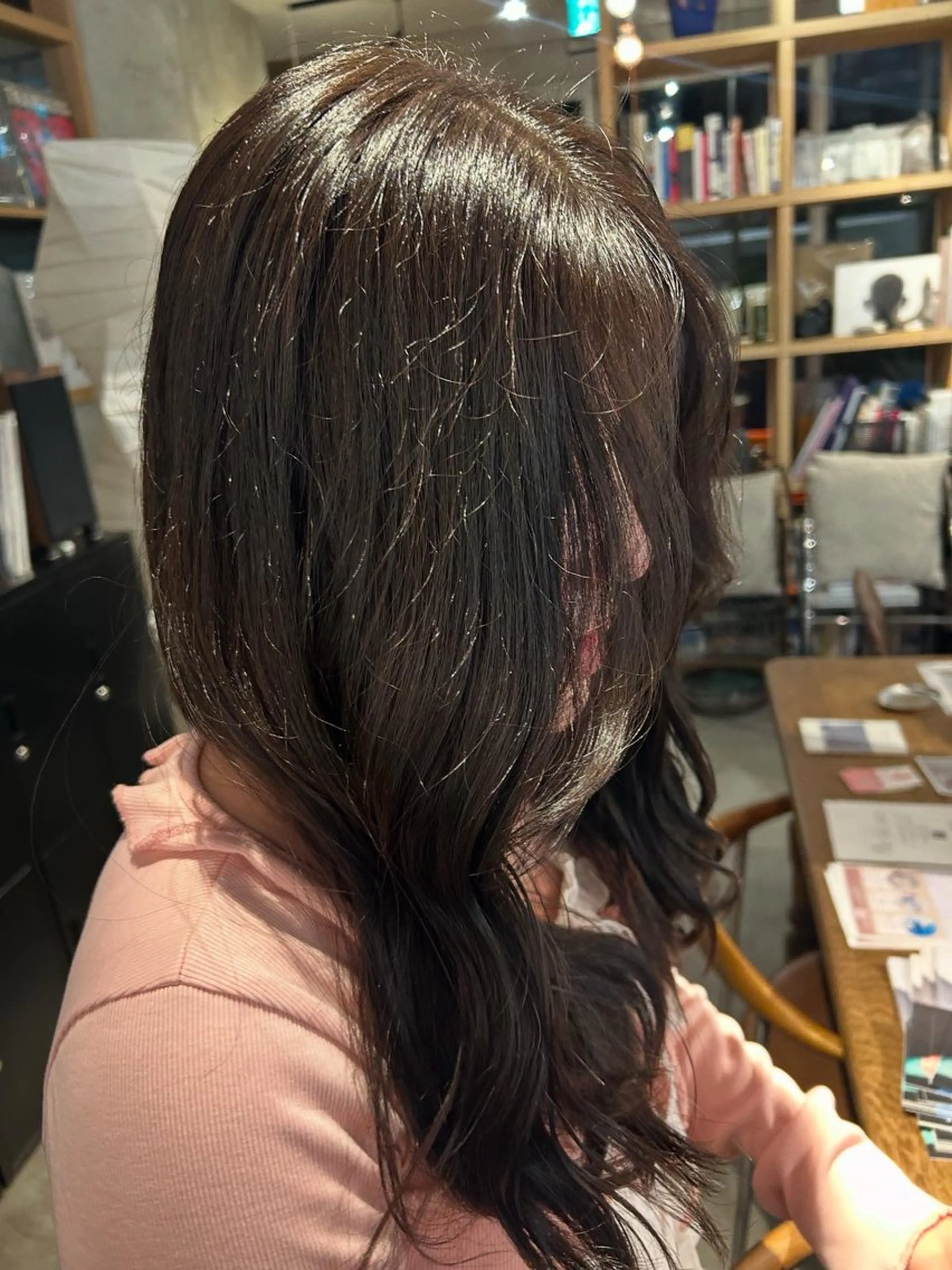 ロング アワタケ リンのヘアスタイル