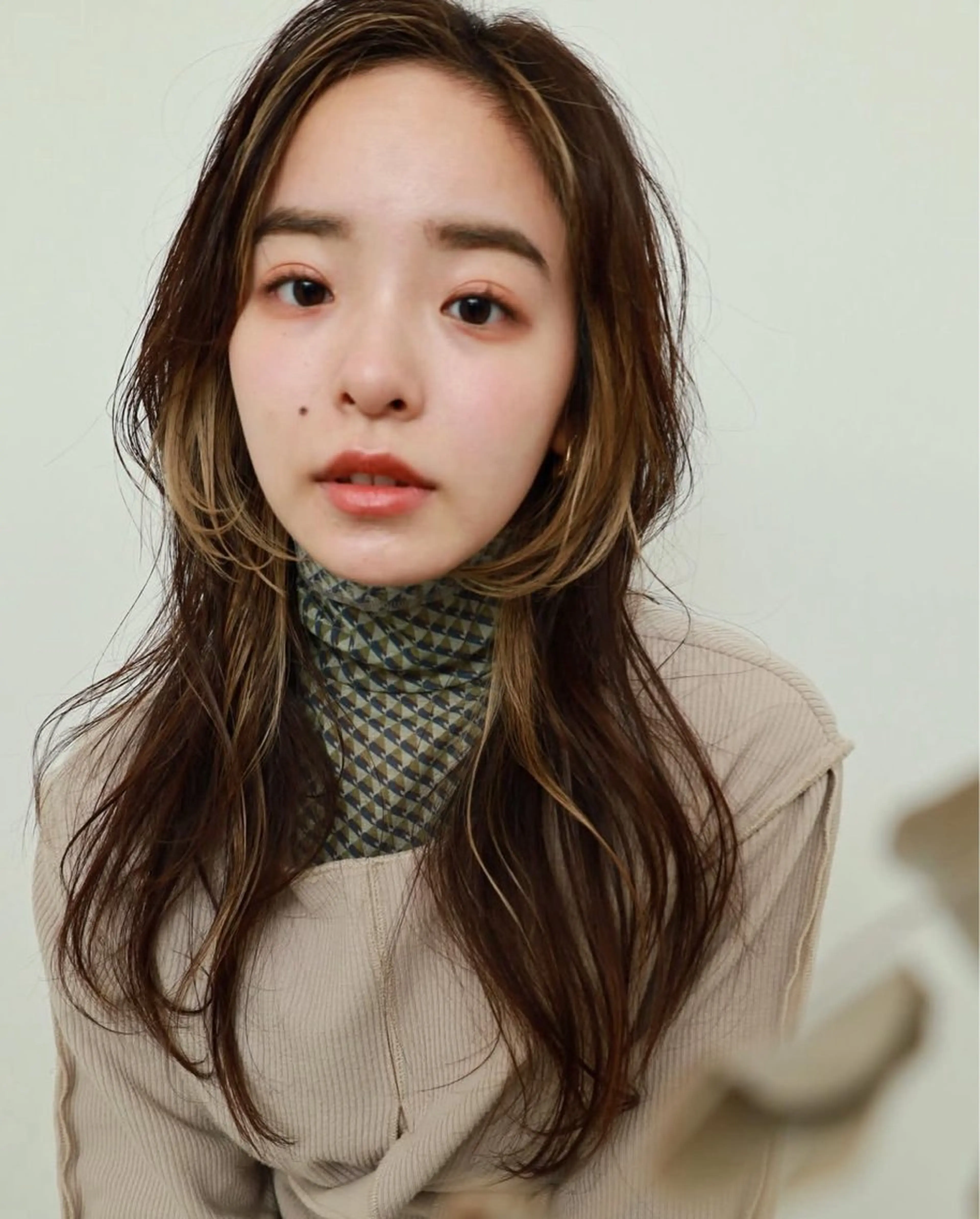 【🌼透明感🫧柔らかく見せるカラー💛】✨カット+ハイライト+カラー(白髪ぼかしにもおすすめ♡)の写真