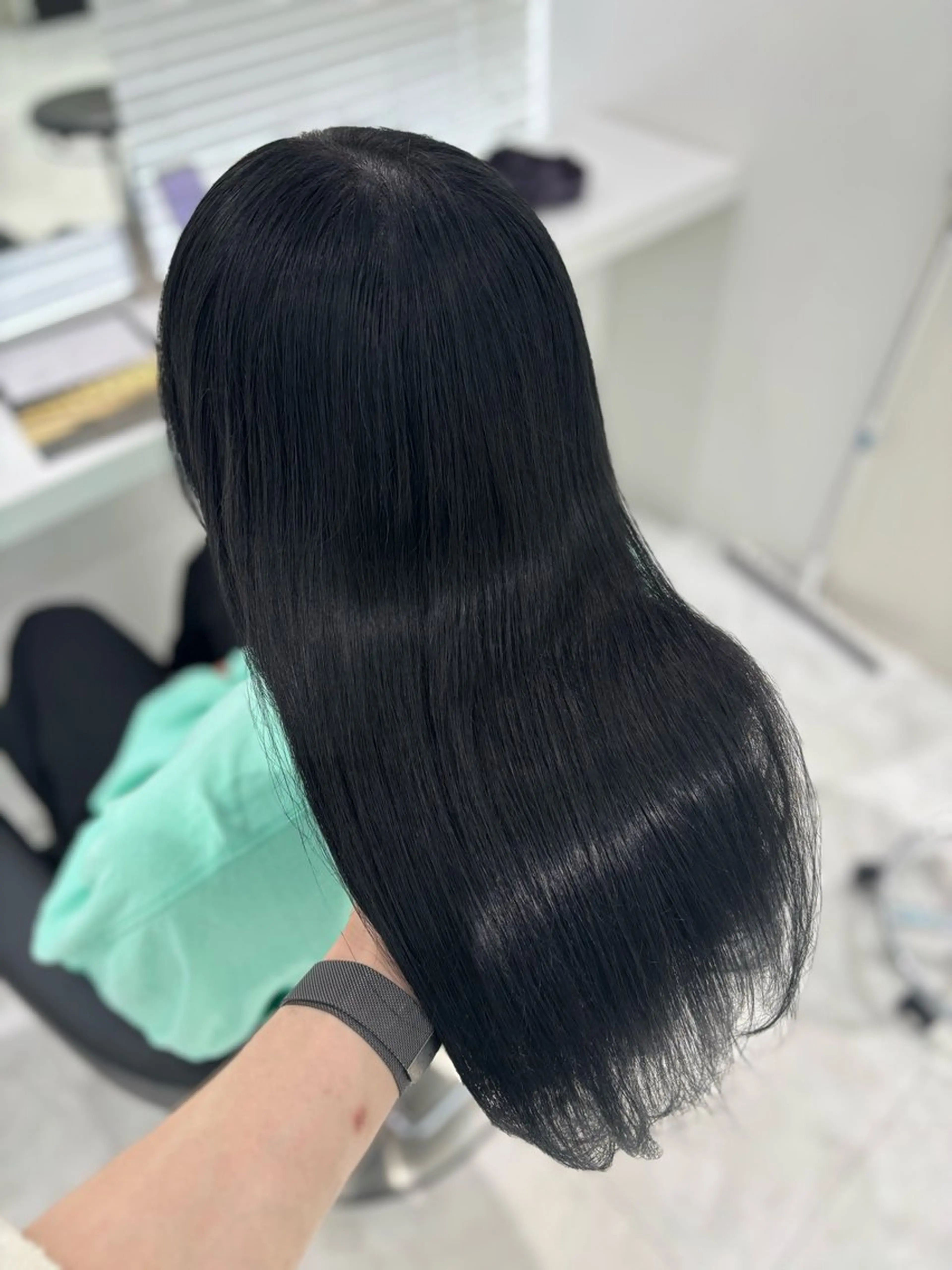 ロング カラー ヘアカラー トリートメント ヘッドスパ ヘアセット 流行りの透明感カラー ×縮毛矯正🤍ユウのヘアスタイル