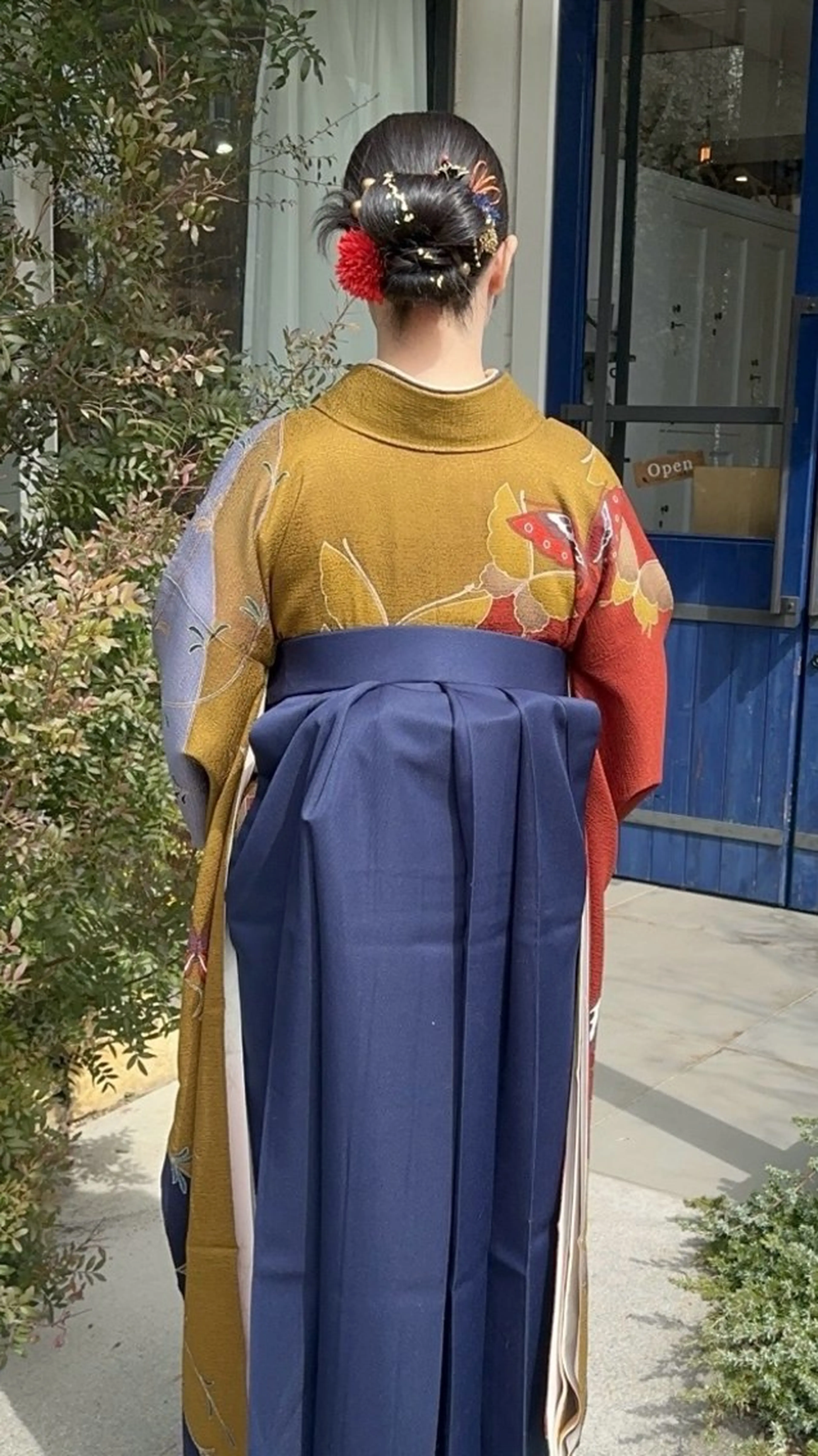 セミロング ヘアアレンジ 卒業式のヘアスタイル ヘアセット 山之内匠/艶カラー/ ハイトーン/ブリーチのヘアスタイル