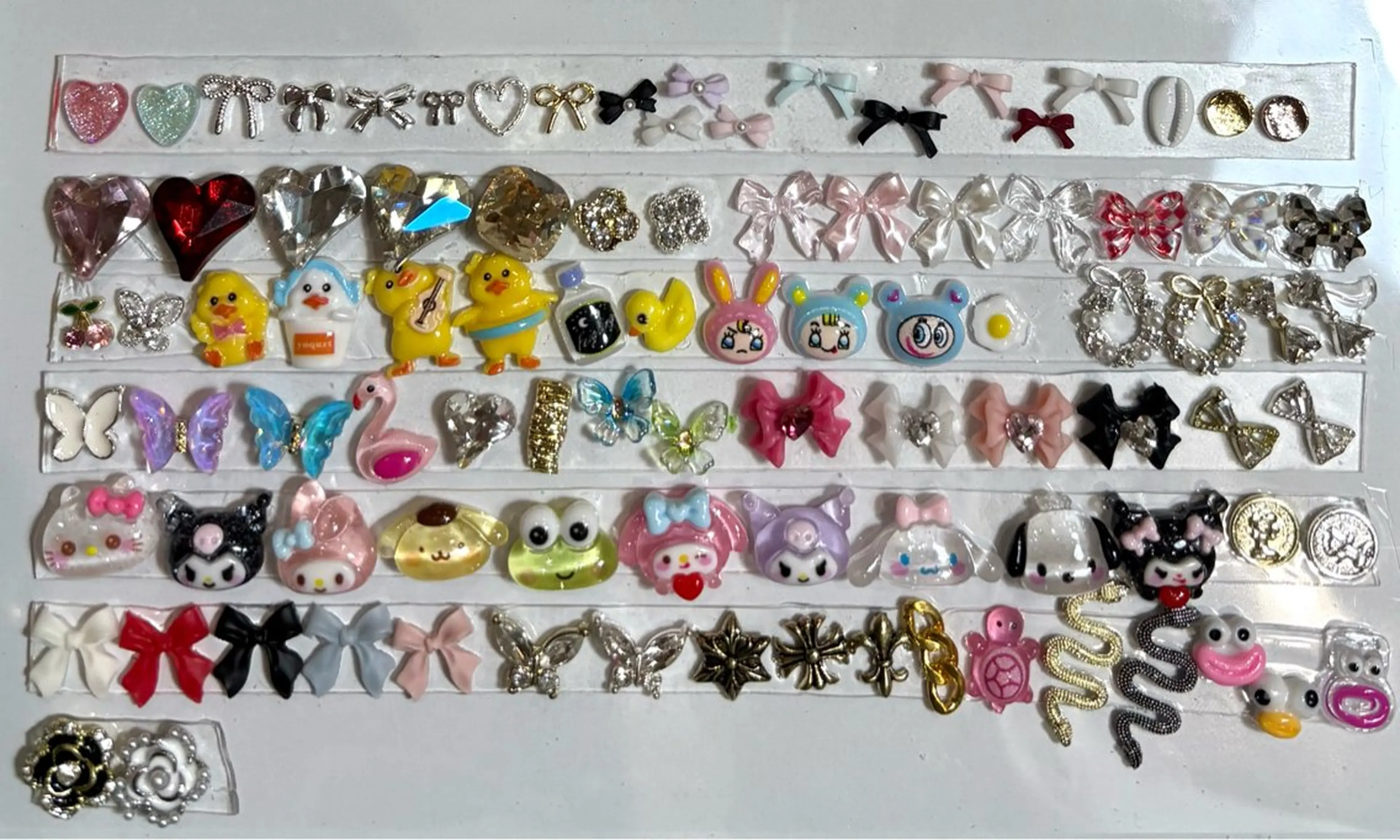 ネイル WHITE NAIL 鳳店AYUMIのネイルデザイン