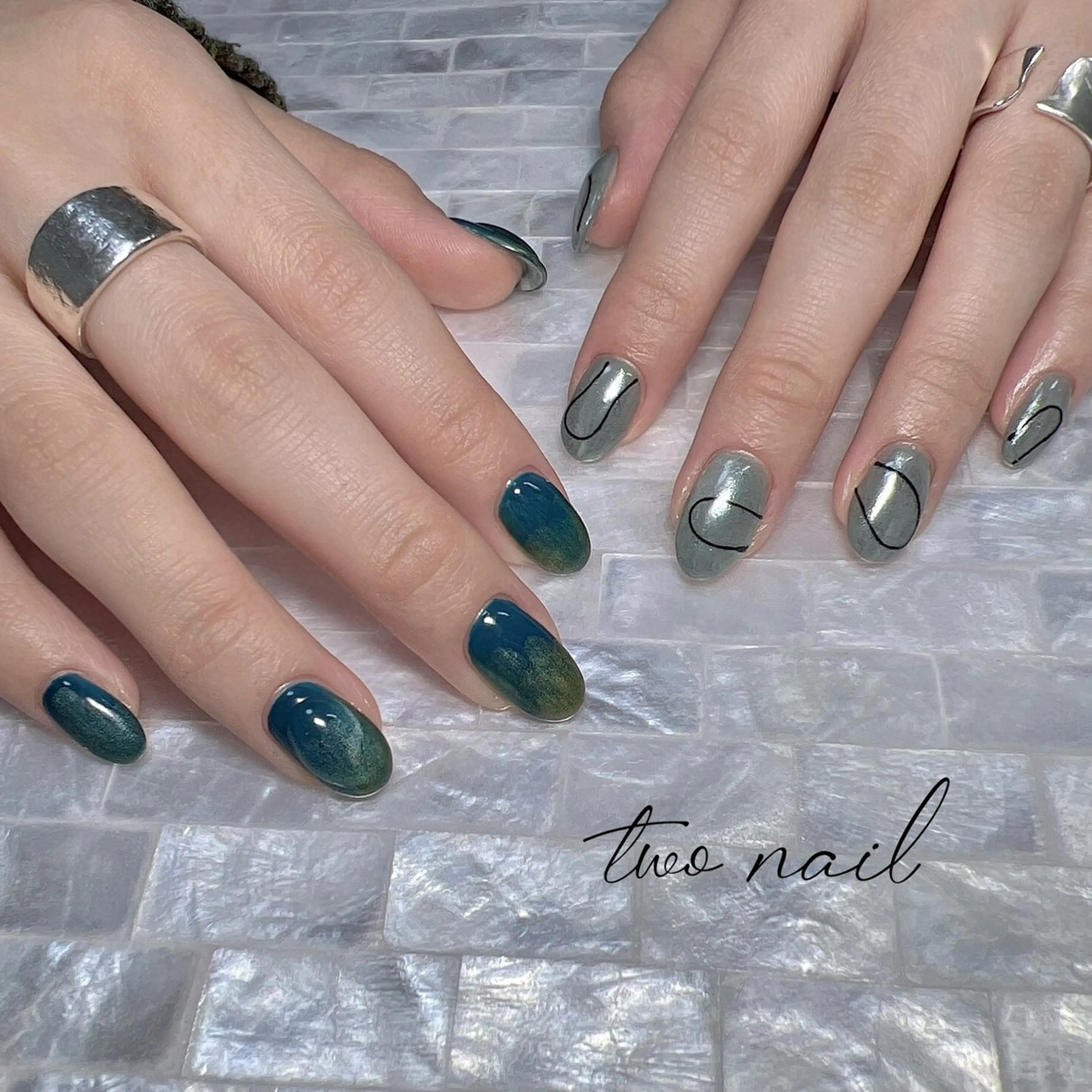 ネイル アートネイル ネイルチップ ホワイト ハンドネイル two nailのネイルデザイン