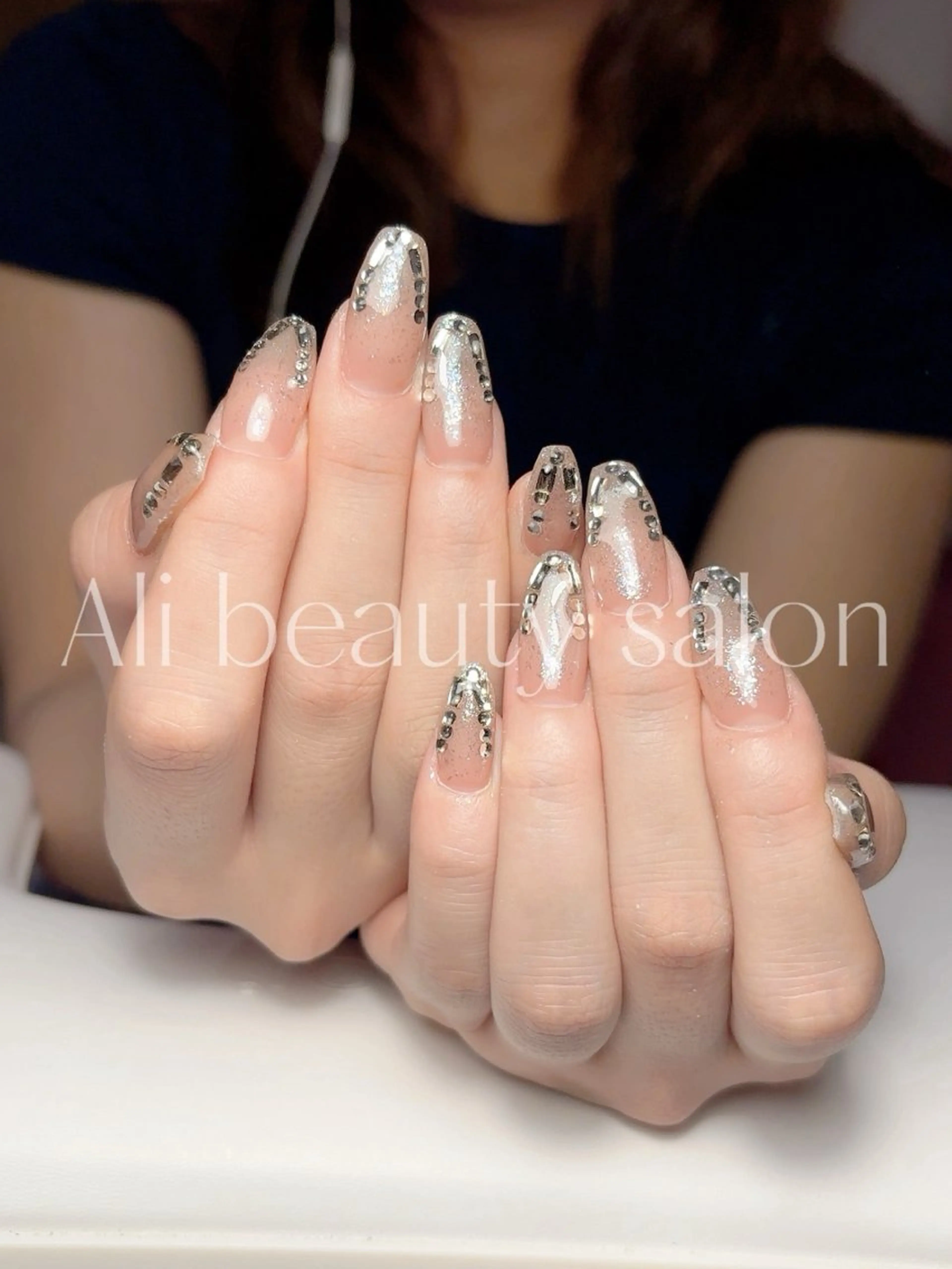 ネイル グラデーション 持ち込み ハンドネイル Ali 新小岩 ネイル専門のネイルデザイン