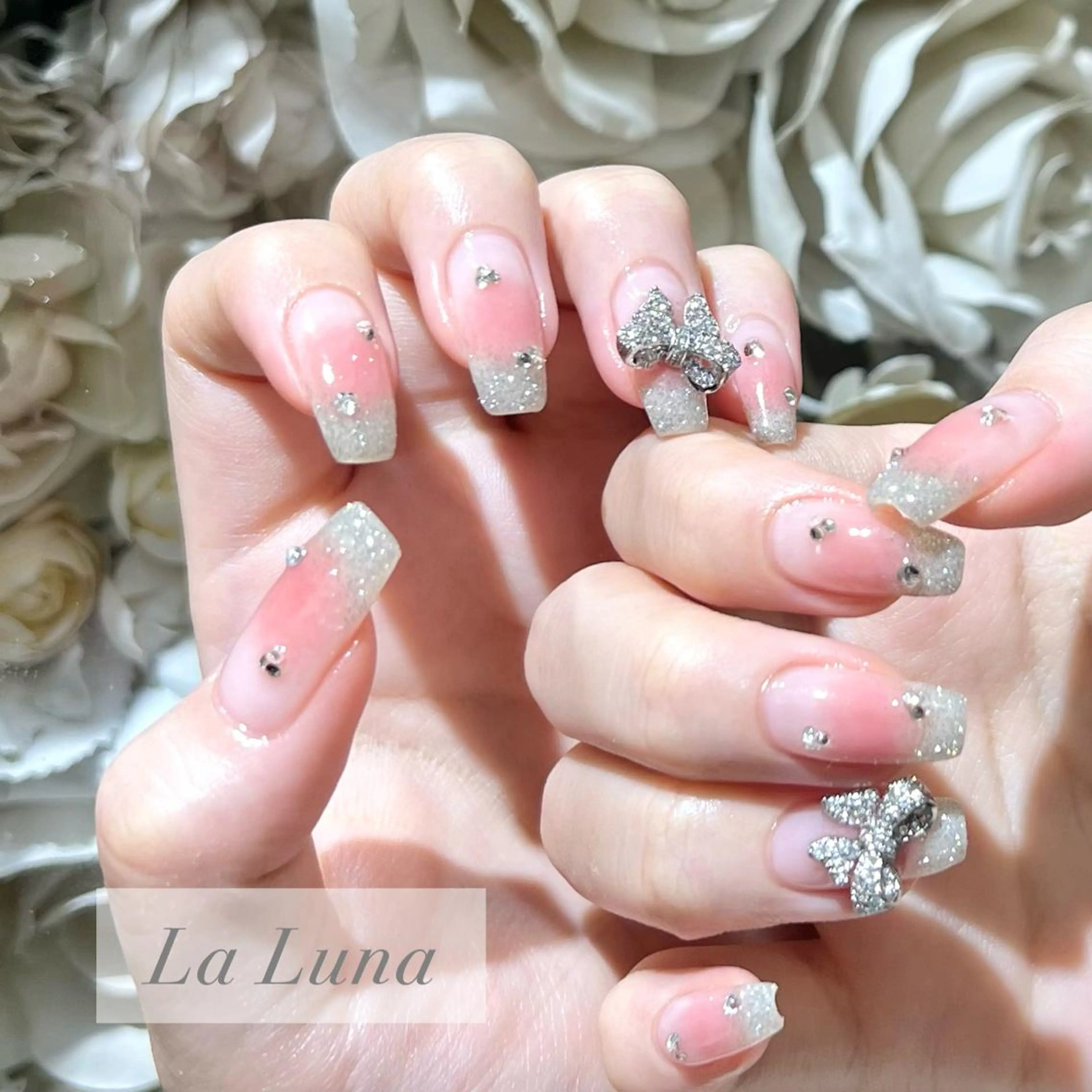 ネイル ＬａＬｕｎａ🌙 Natsukiのネイルデザイン