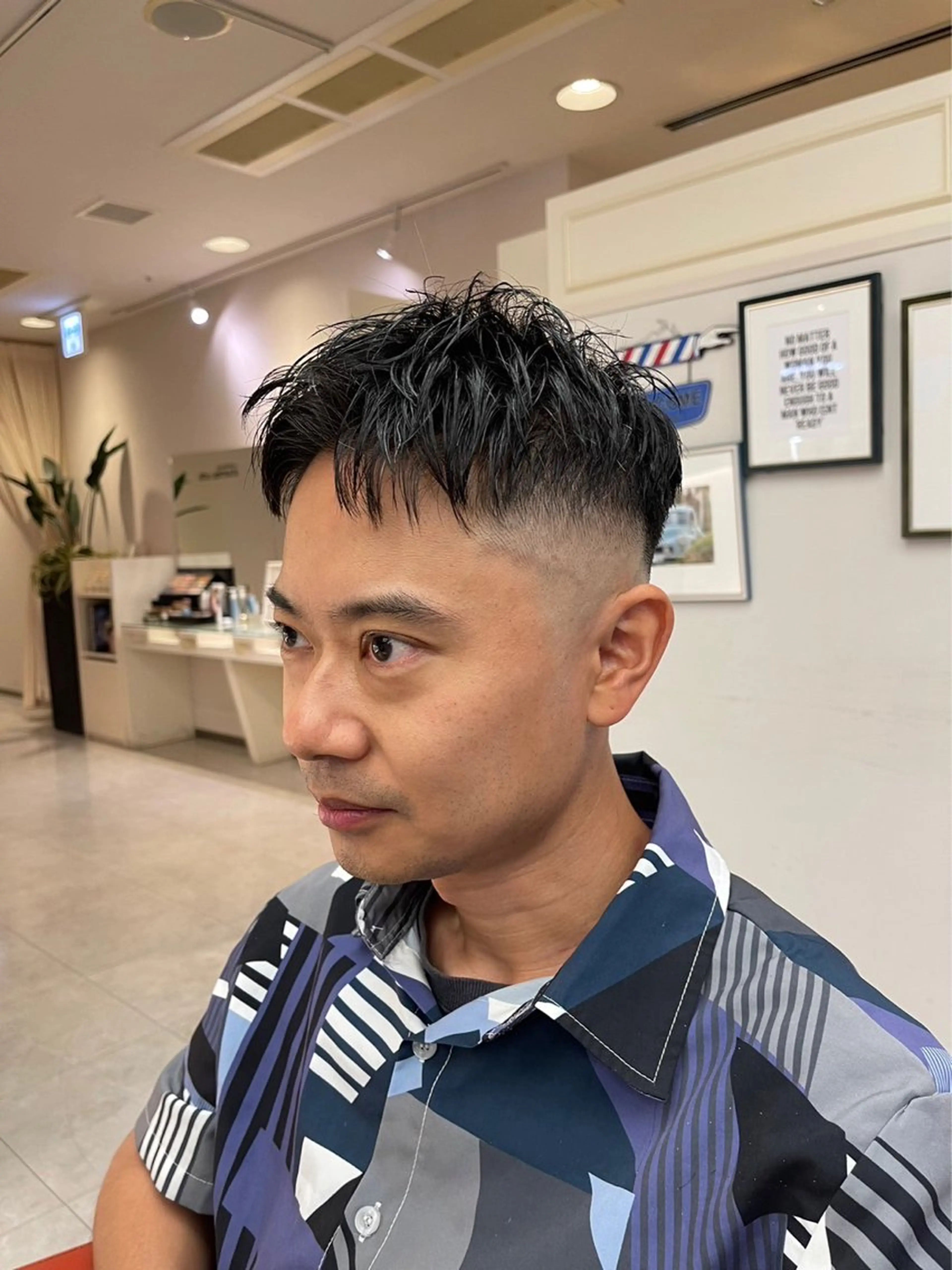 メンズ フェードカット 鶴﨑 美優亜のヘアスタイル