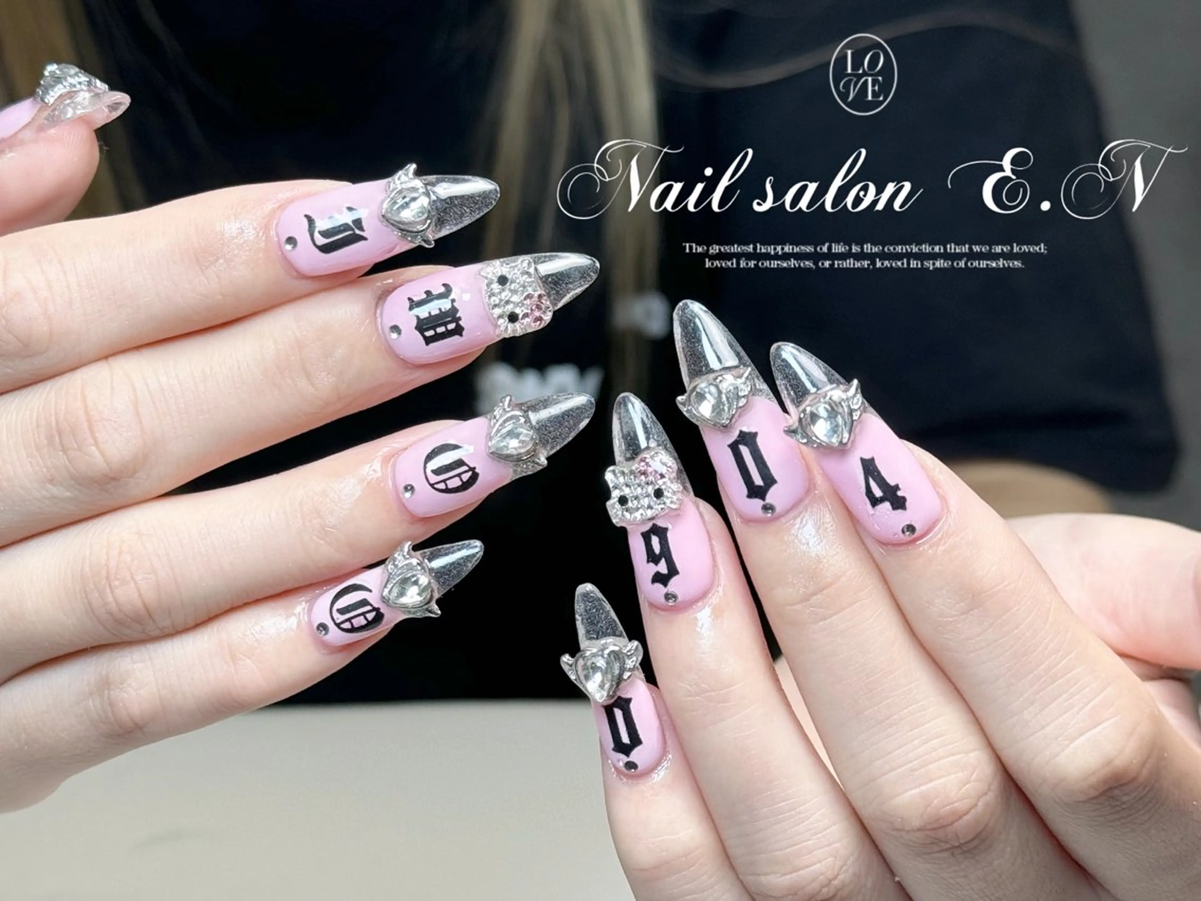 ネイル アートネイル オーロラネイル ガーリー キラキラネイル 韓国ネイル E.N🦋 長さ出し/持ち込みのネイルデザイン