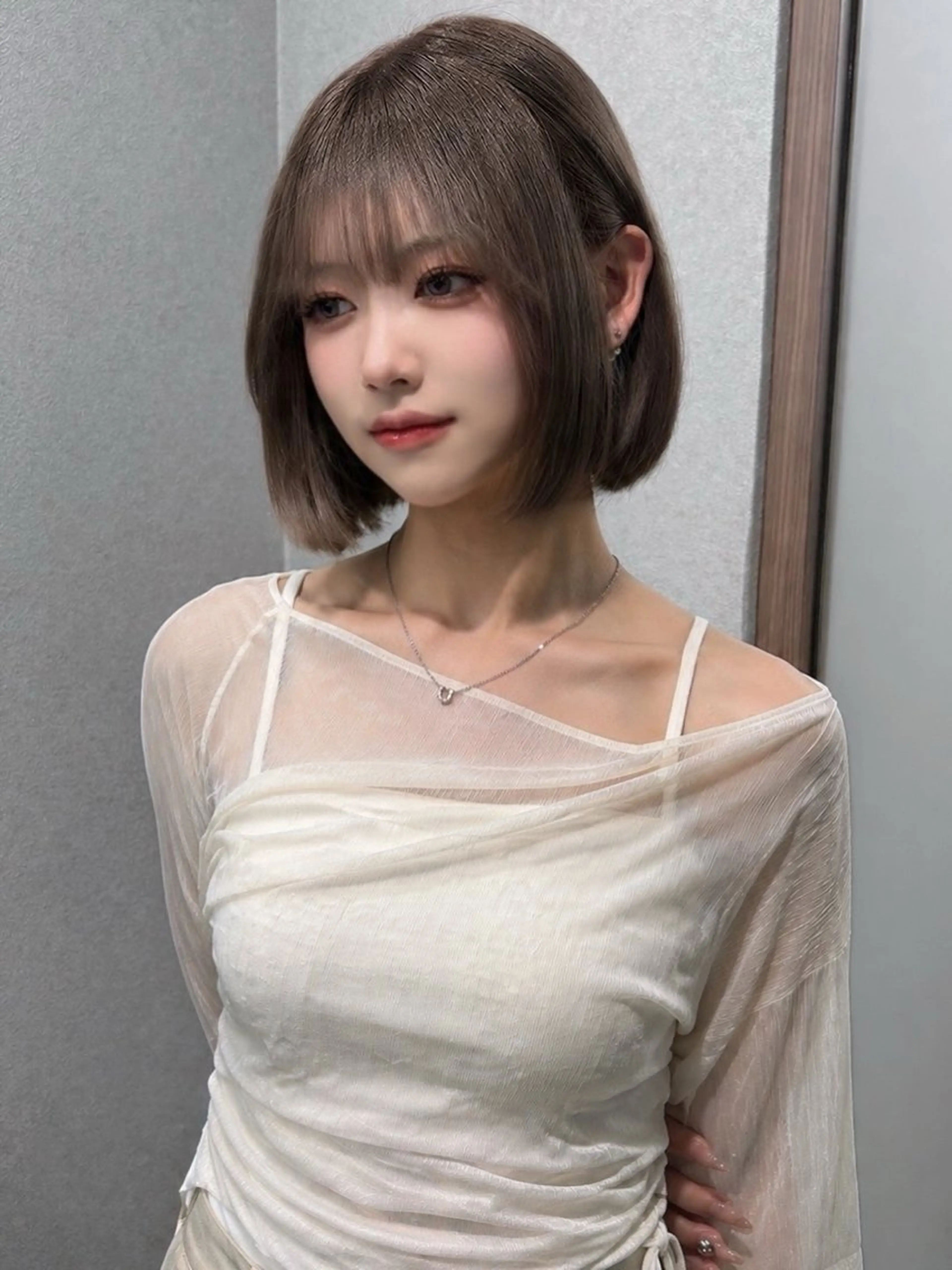 ショート ボブ 友田 那都のヘアスタイル