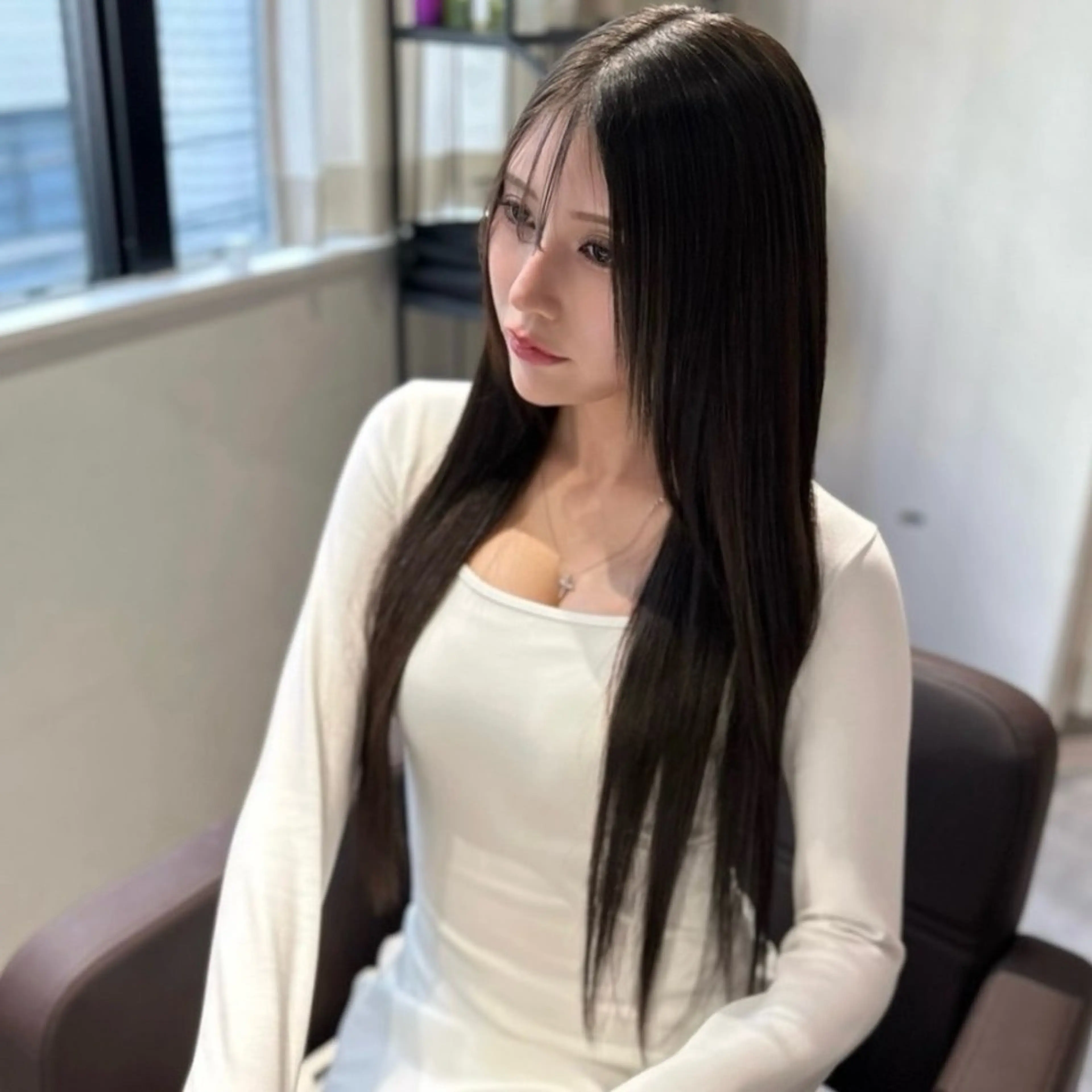 ロング カラー 透明感カラー くせ毛 髪質改善 トリートメント カット ヘアカラー トリートメント 髪質改善/レイヤー 縮毛矯正/ケラチン耀のヘアスタイル