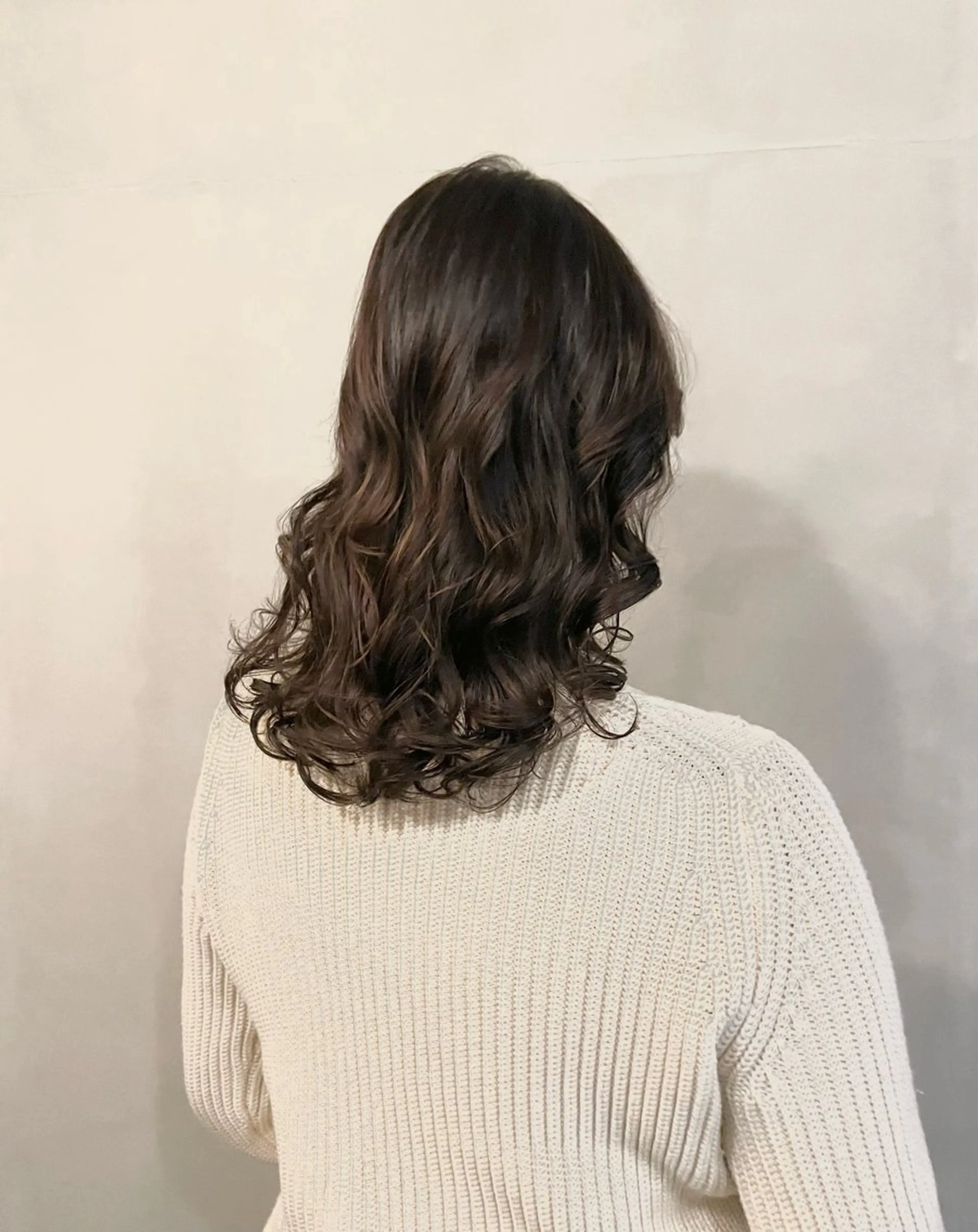 ミディアム カット パーマ 山本  弦生のヘアスタイル