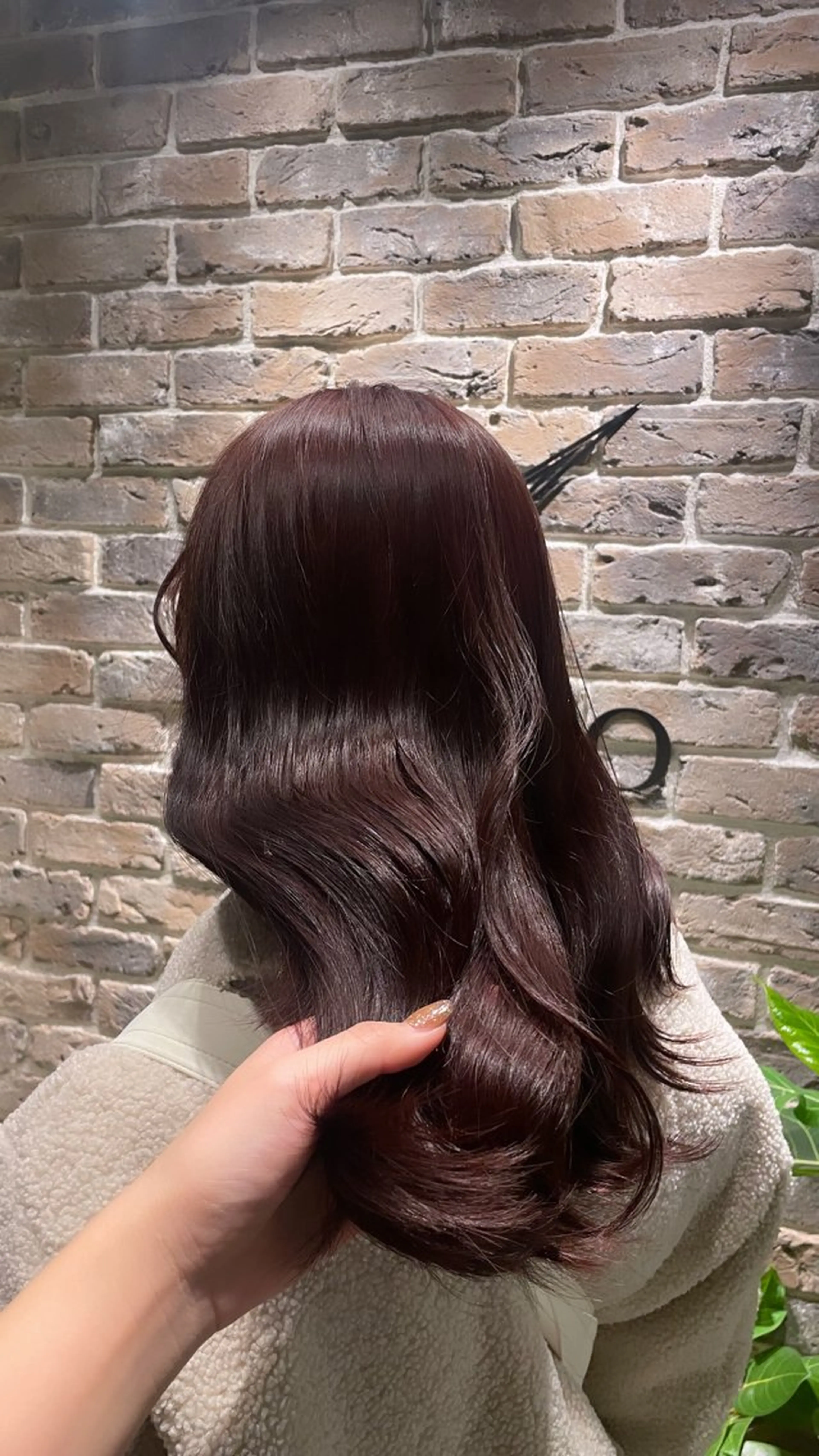 ミディアム ヘアカラー 🧸顔周りカット /透明感🎀のヘアスタイル