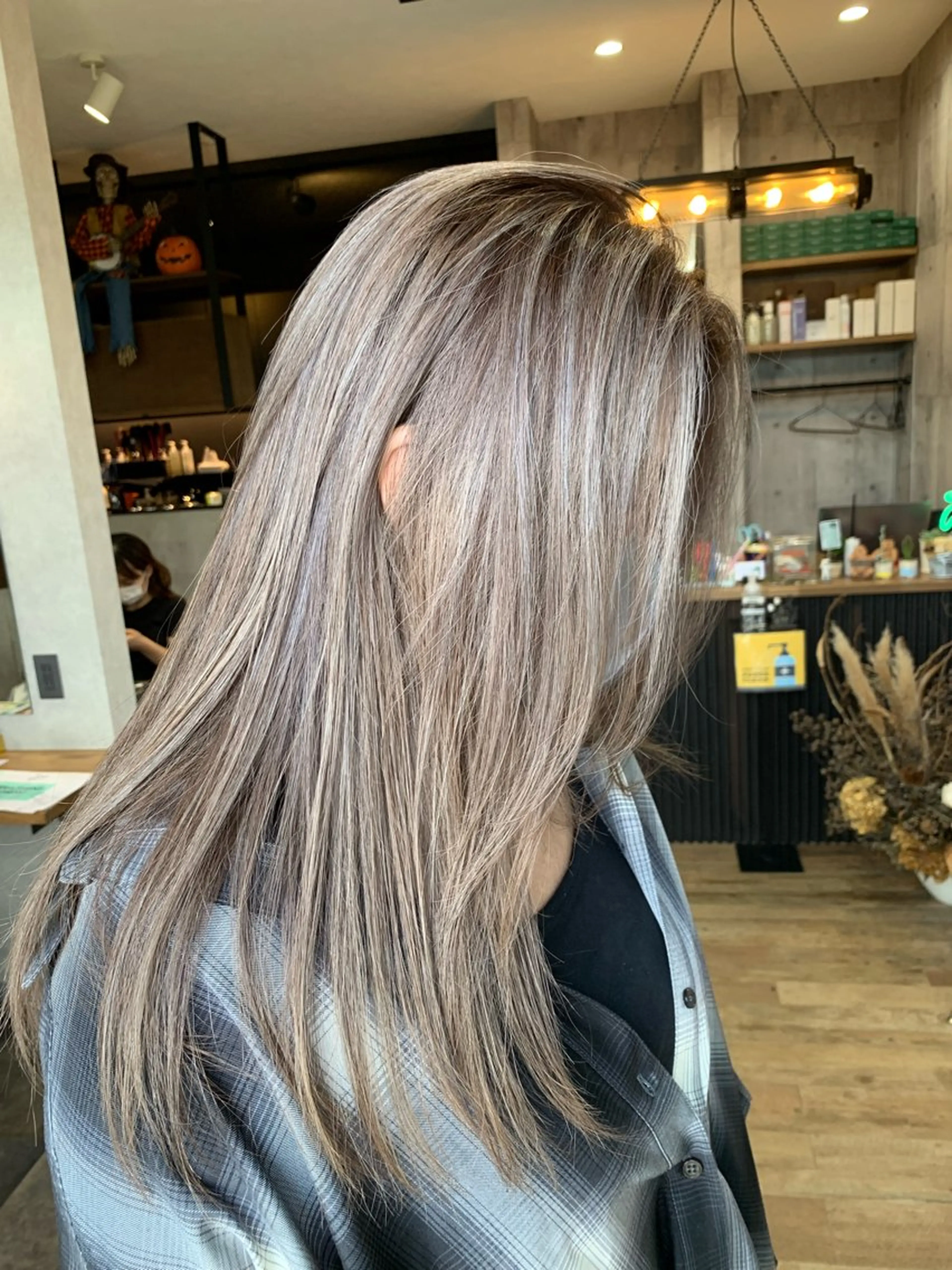 ロング ヘアカラー トリートメント Welila by haku所属・yoshihara yuukiのヘアスタイル