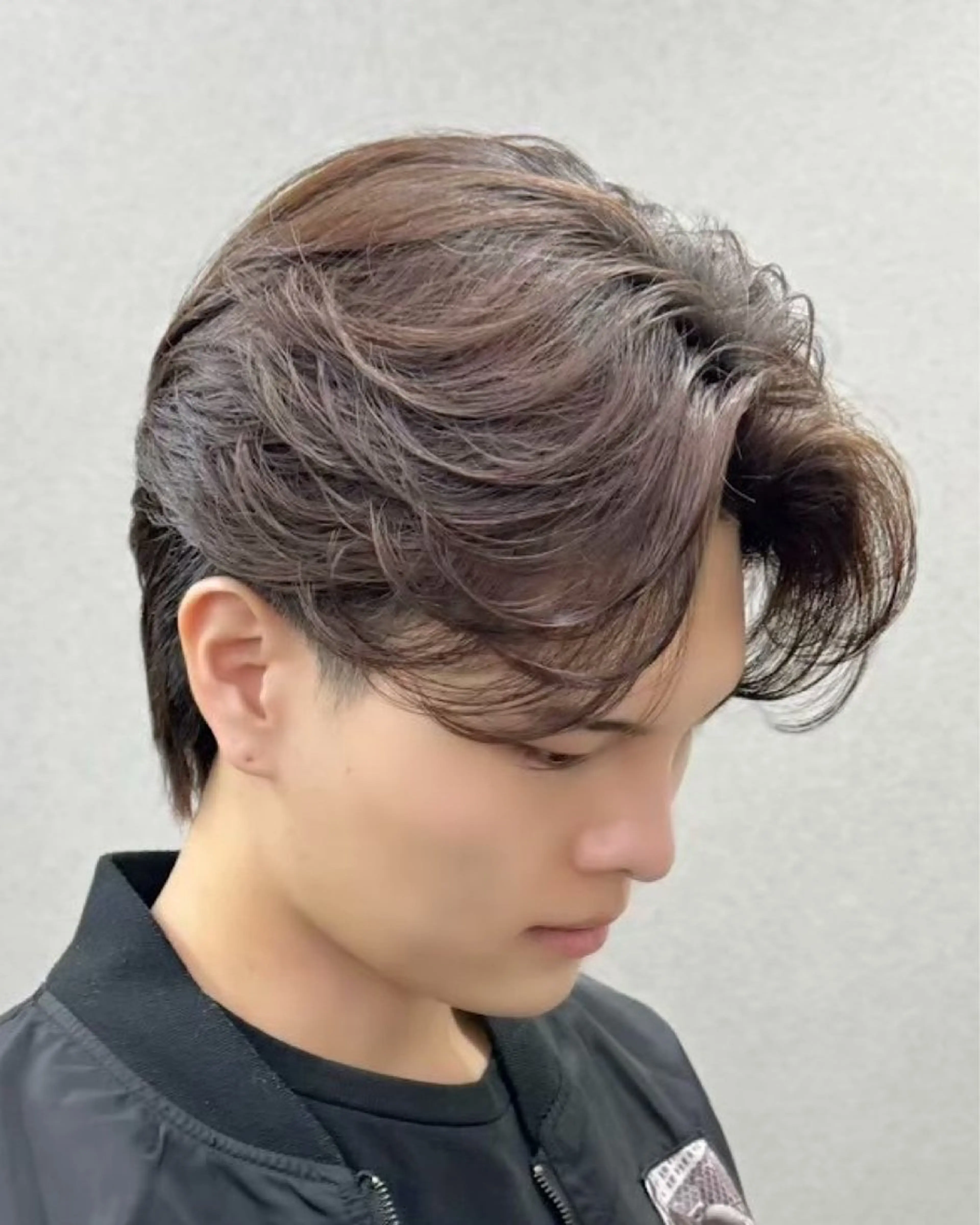 カラー メンズ フェードカット メンズハイライト メンズメッシュ メンズパーマ スペインカール カット ヘアカラー SLASHメンズ専門 山口孔聖のヘアスタイル