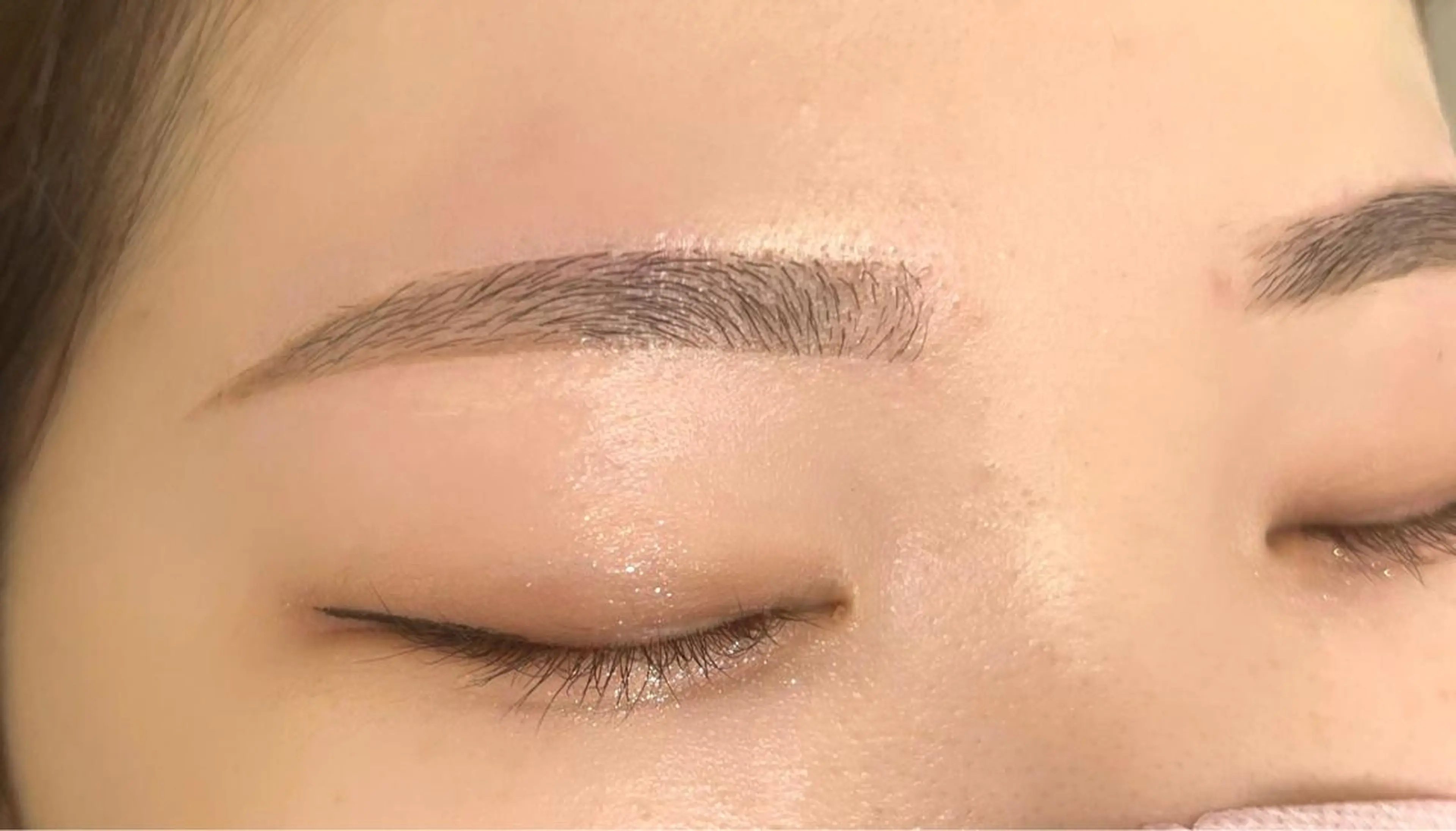 アイブロウ Emiy BeautyLushのマツエク・マツパデザイン