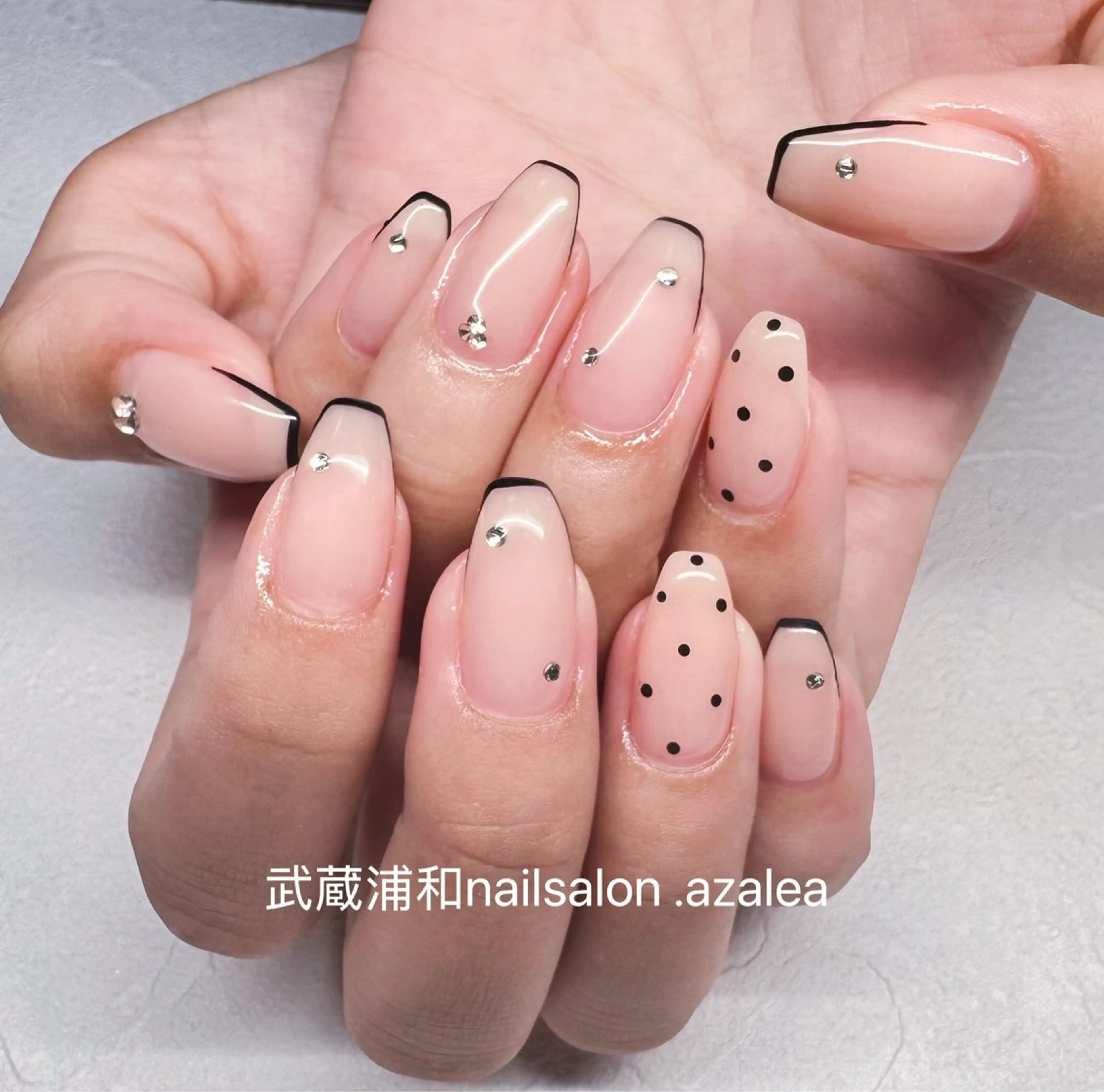 ネイル ハンドネイル R inのネイルデザイン