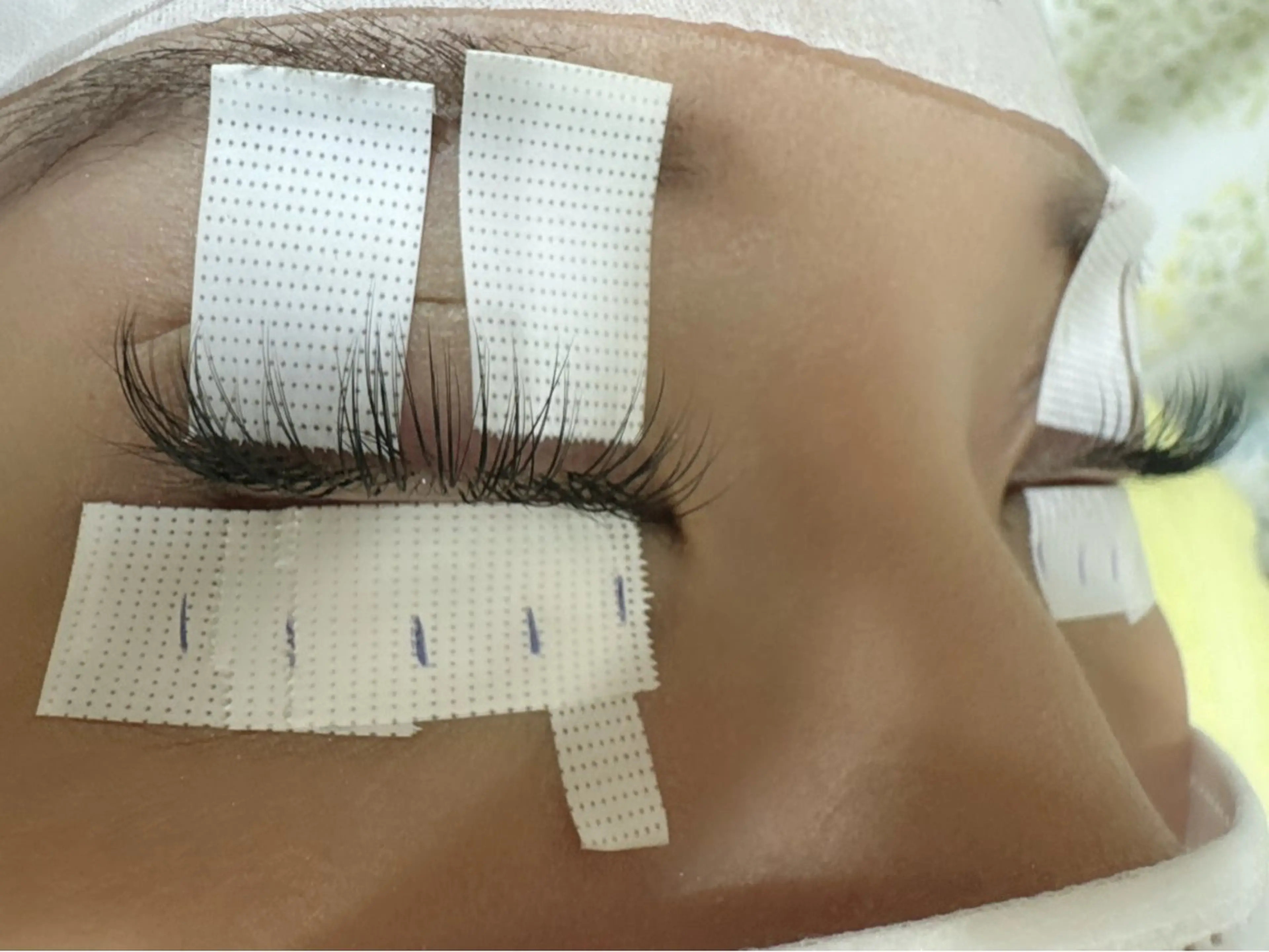 マツエク・マツパ フラットラッシュ 伊藤名紬 マツエク専門のマツエク・マツパデザイン