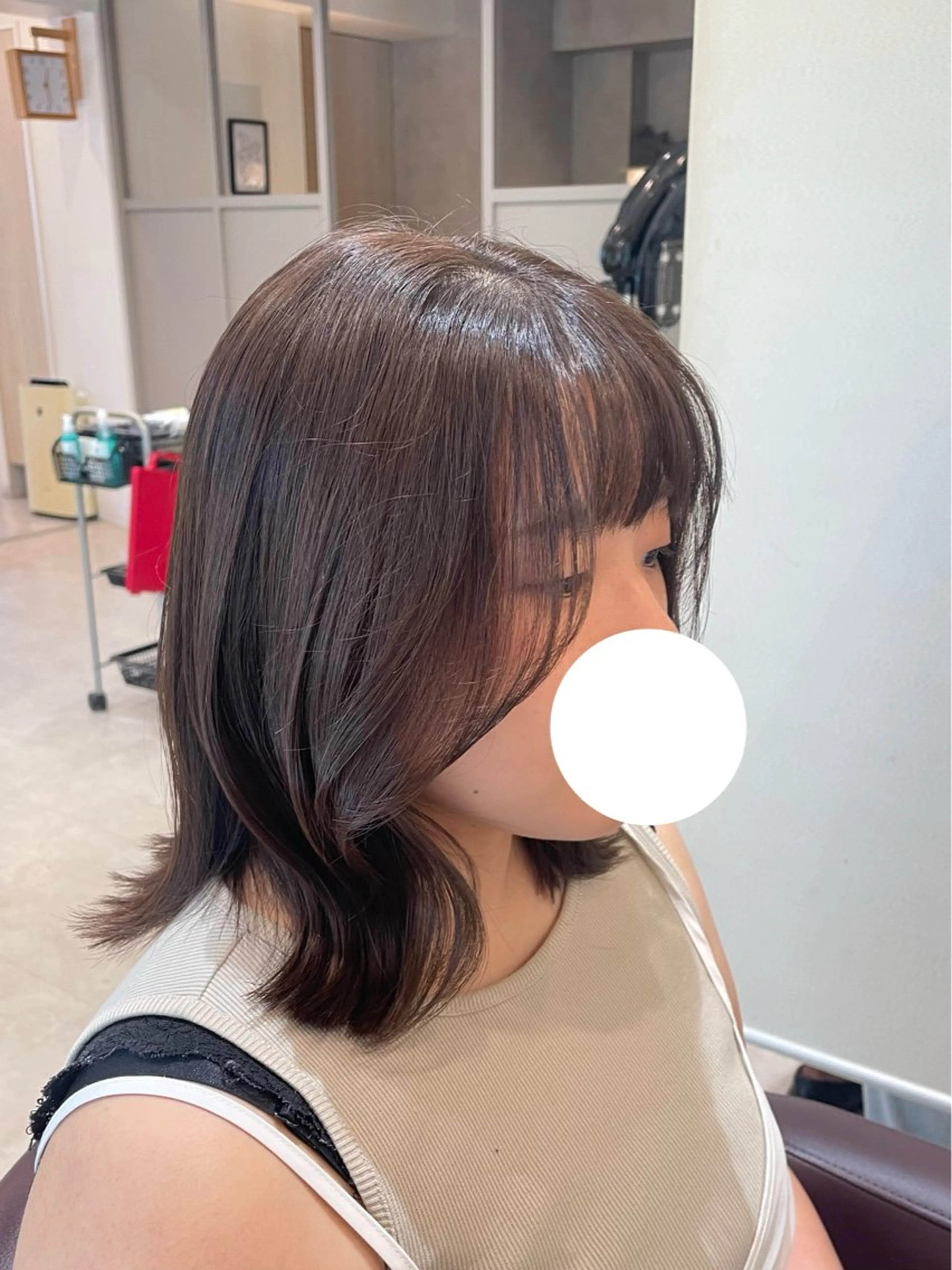 ミディアム カラー ブラウンカラー オリーブブラウン カット ヘアカラー 小川 泉美のヘアスタイル