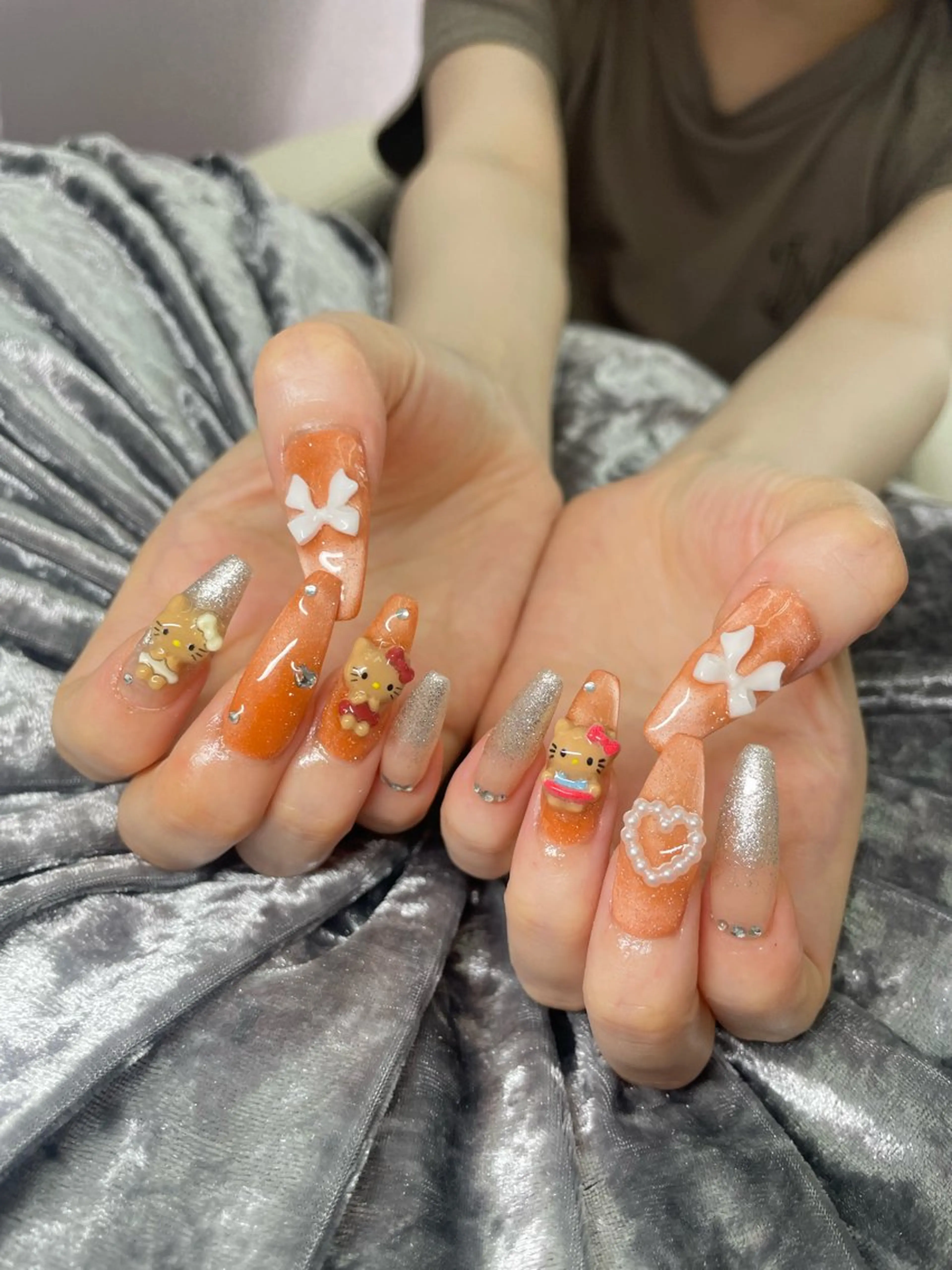 ネイル ハンドネイル Mumu眉毛,ネイル モデル募集中🪄のネイルデザイン