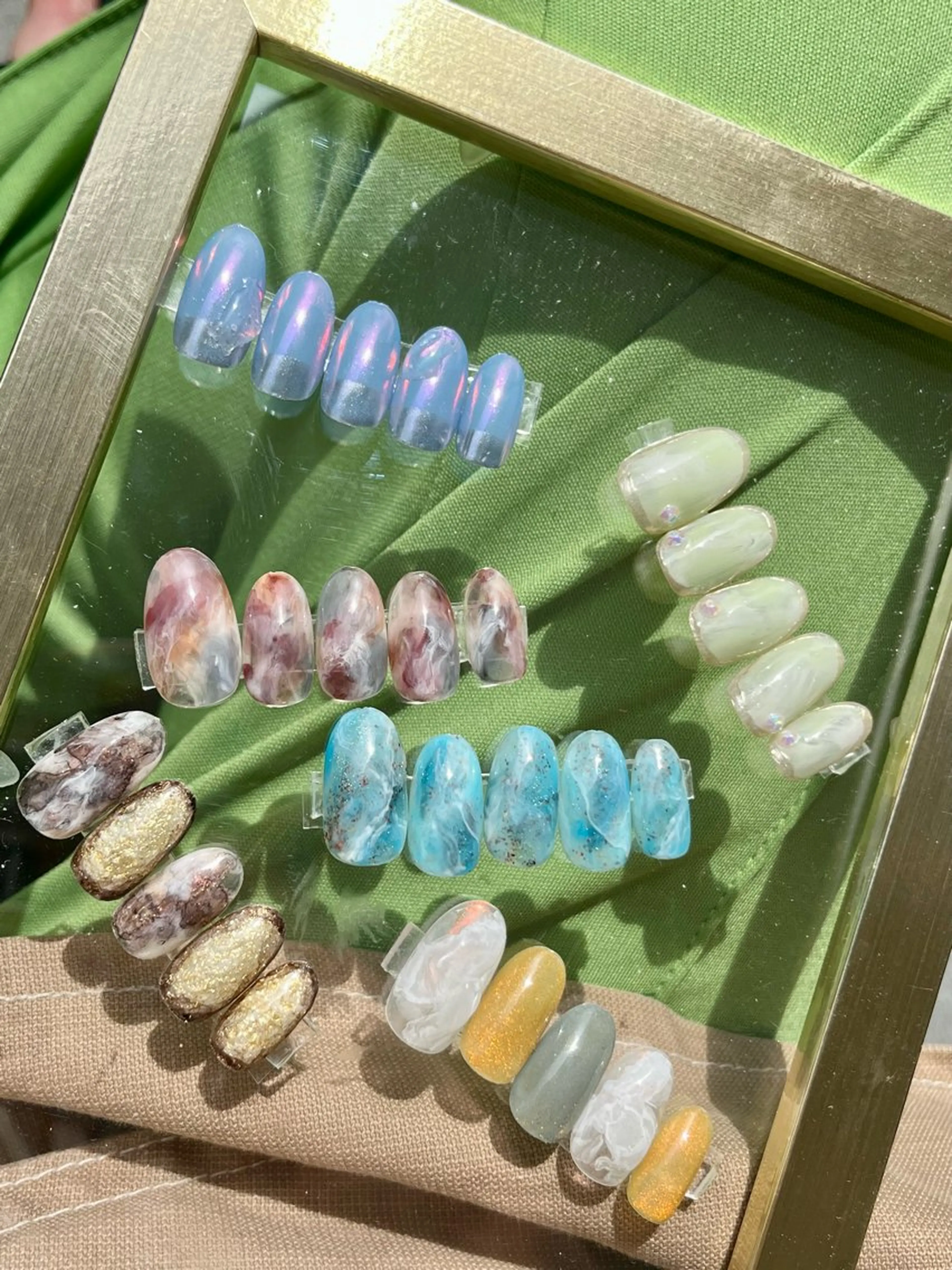 ネイル 小向 琴絵のネイルデザイン