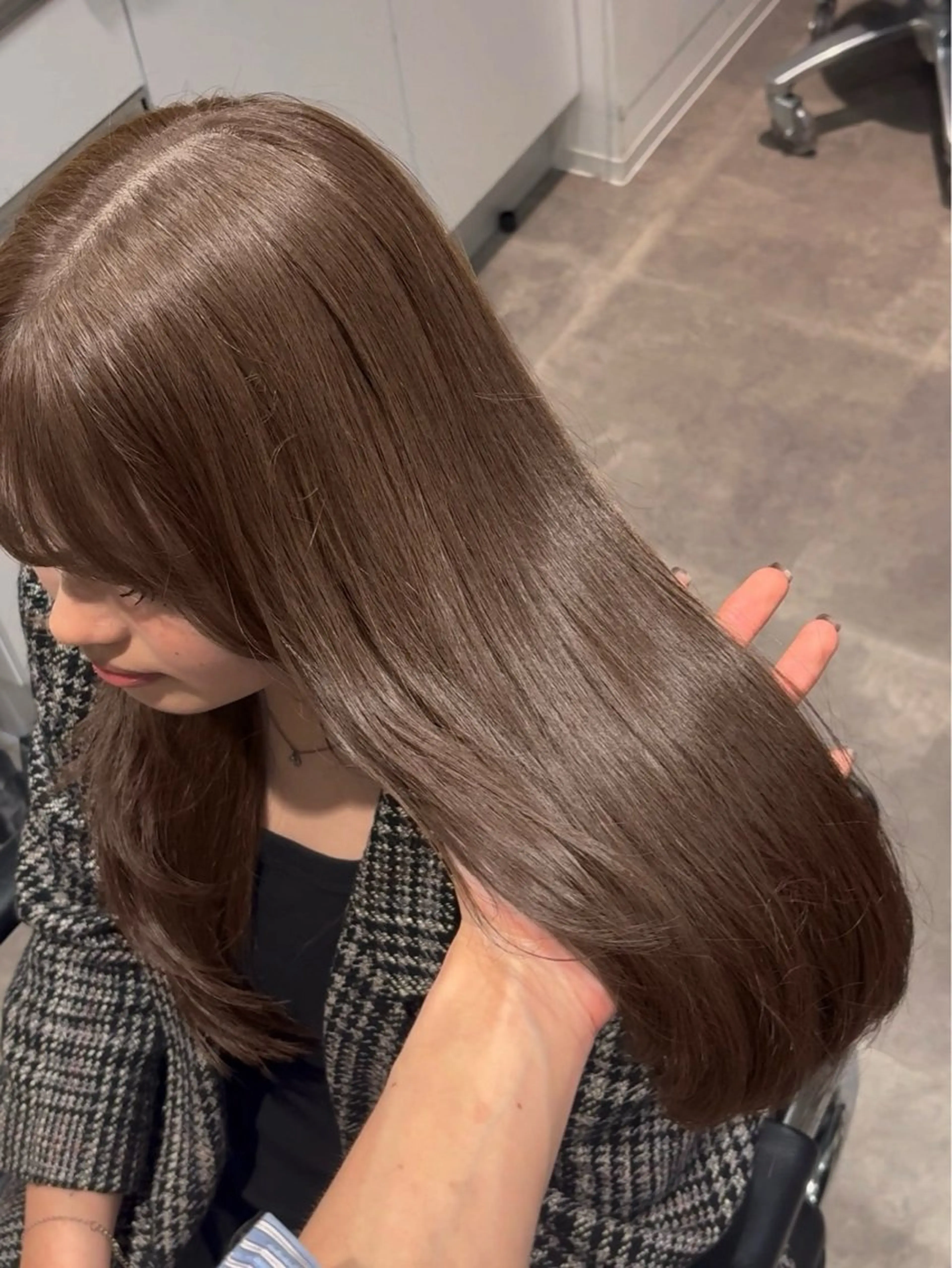 ロング カラー ベージュカラー ブリーチ ダブルカラー モカベージュ ブリーチなしカラー ヘアカラー 🩵福岡ブリーチなし レイヤー/紫音🩵のヘアスタイル