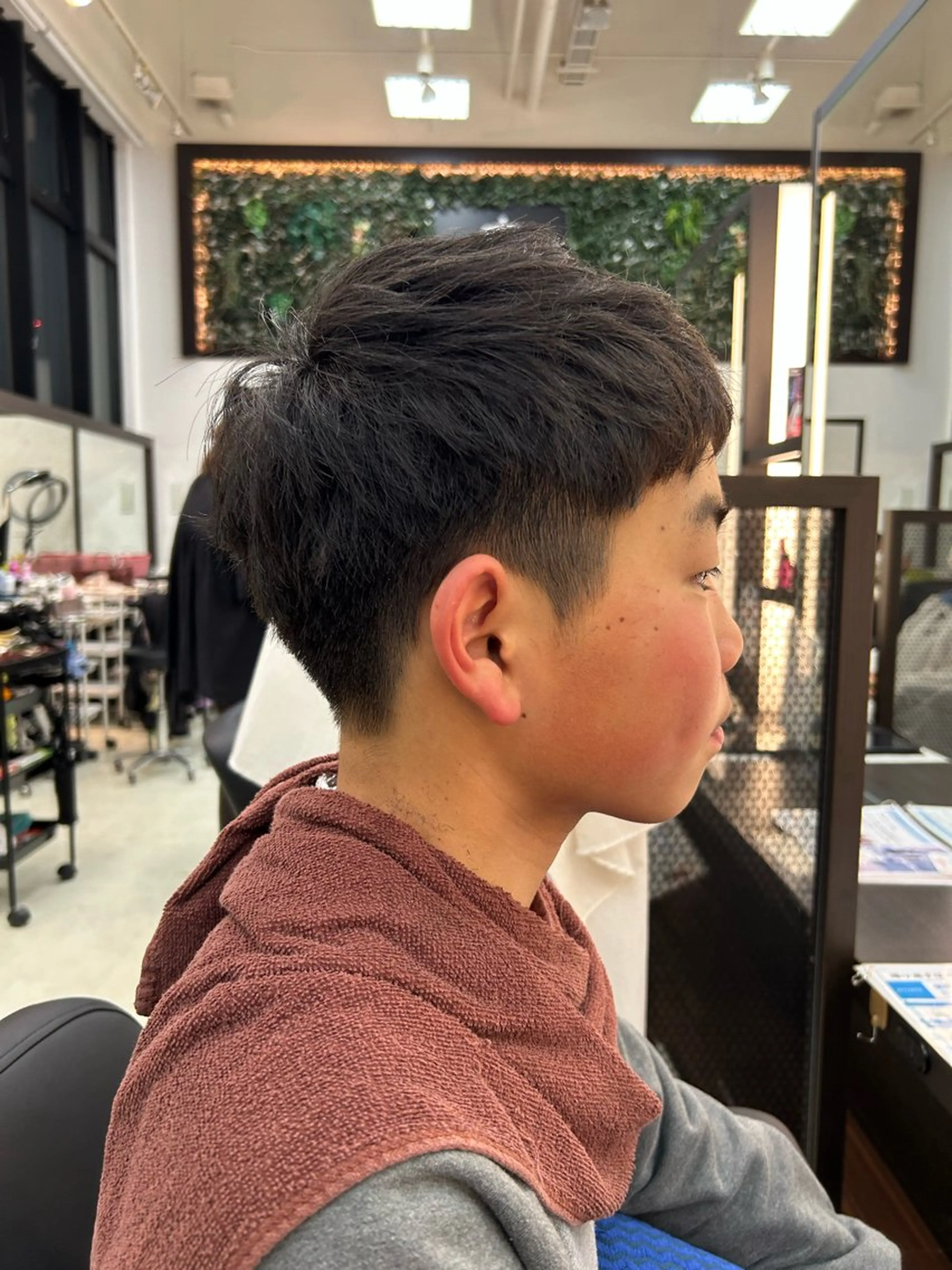 ショート メンズ キッズ 学生（メンズ向け） 学生 ショートヘア MITOMO SHUTOのヘアスタイル