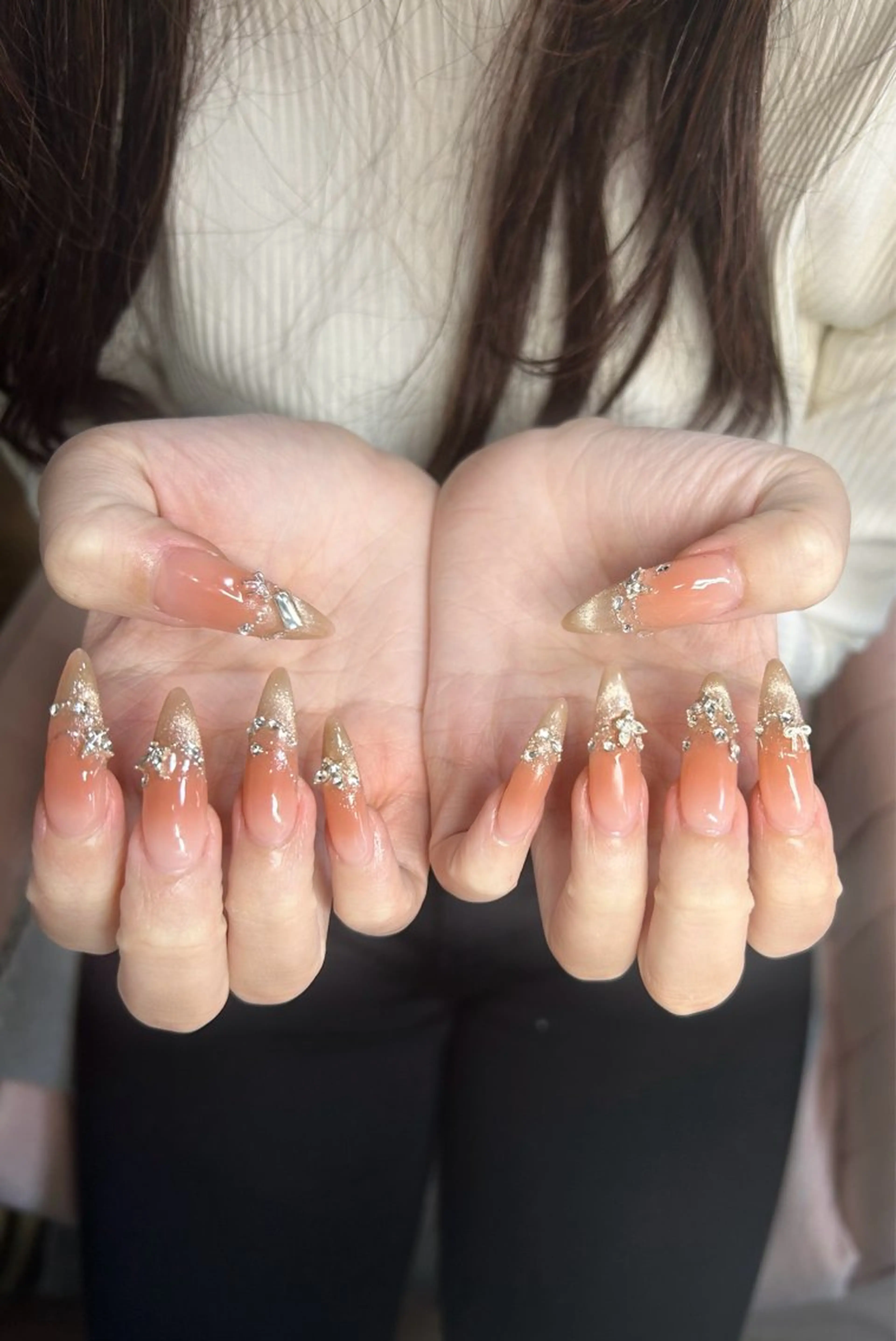 ネイル アートネイル オーロラネイル チークネイル 長さ出し フットネイル Chan nailsのネイルデザイン