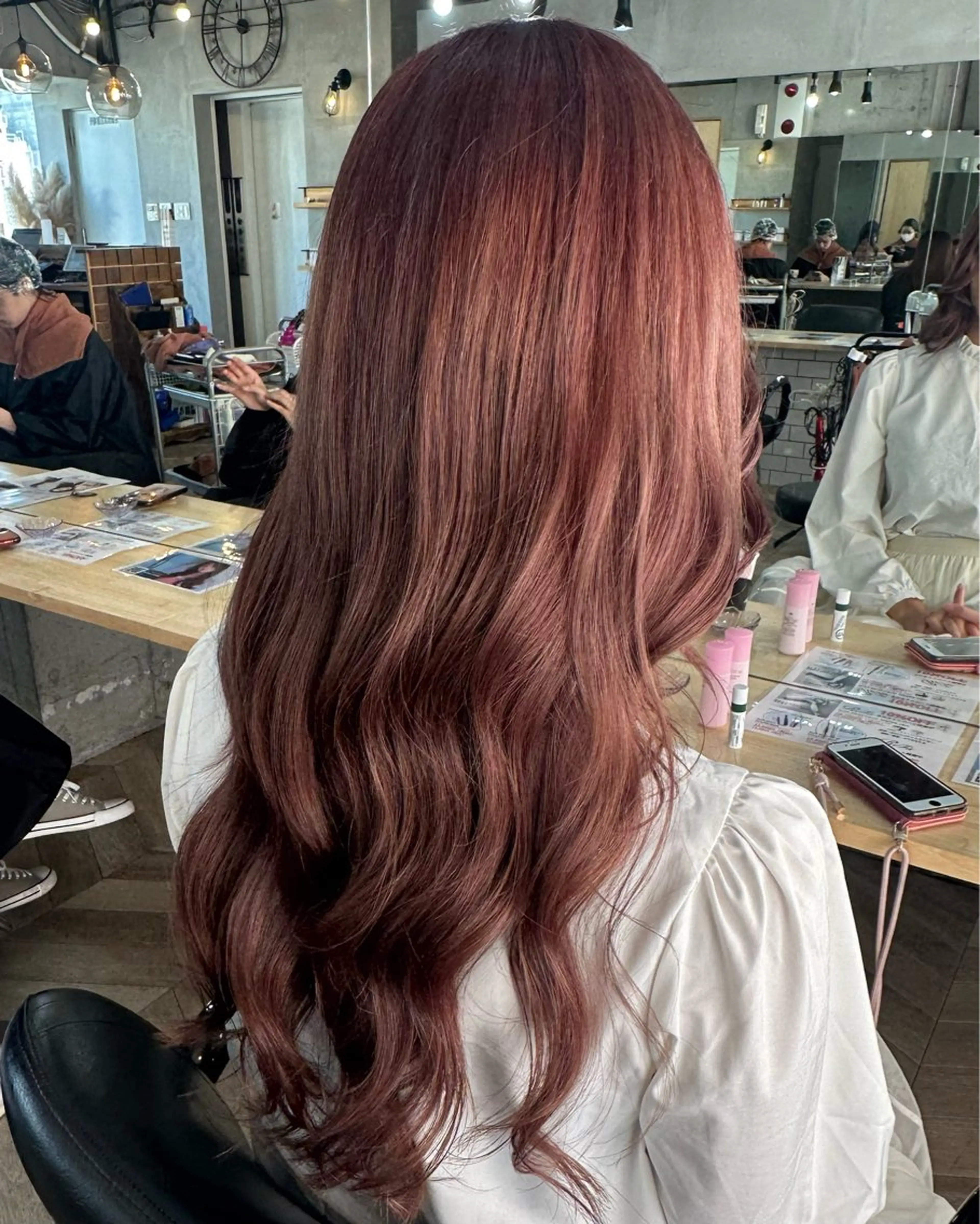 カラー ピンクカラー カット ヘアカラー Angelica 内海 遥奈のヘアスタイル