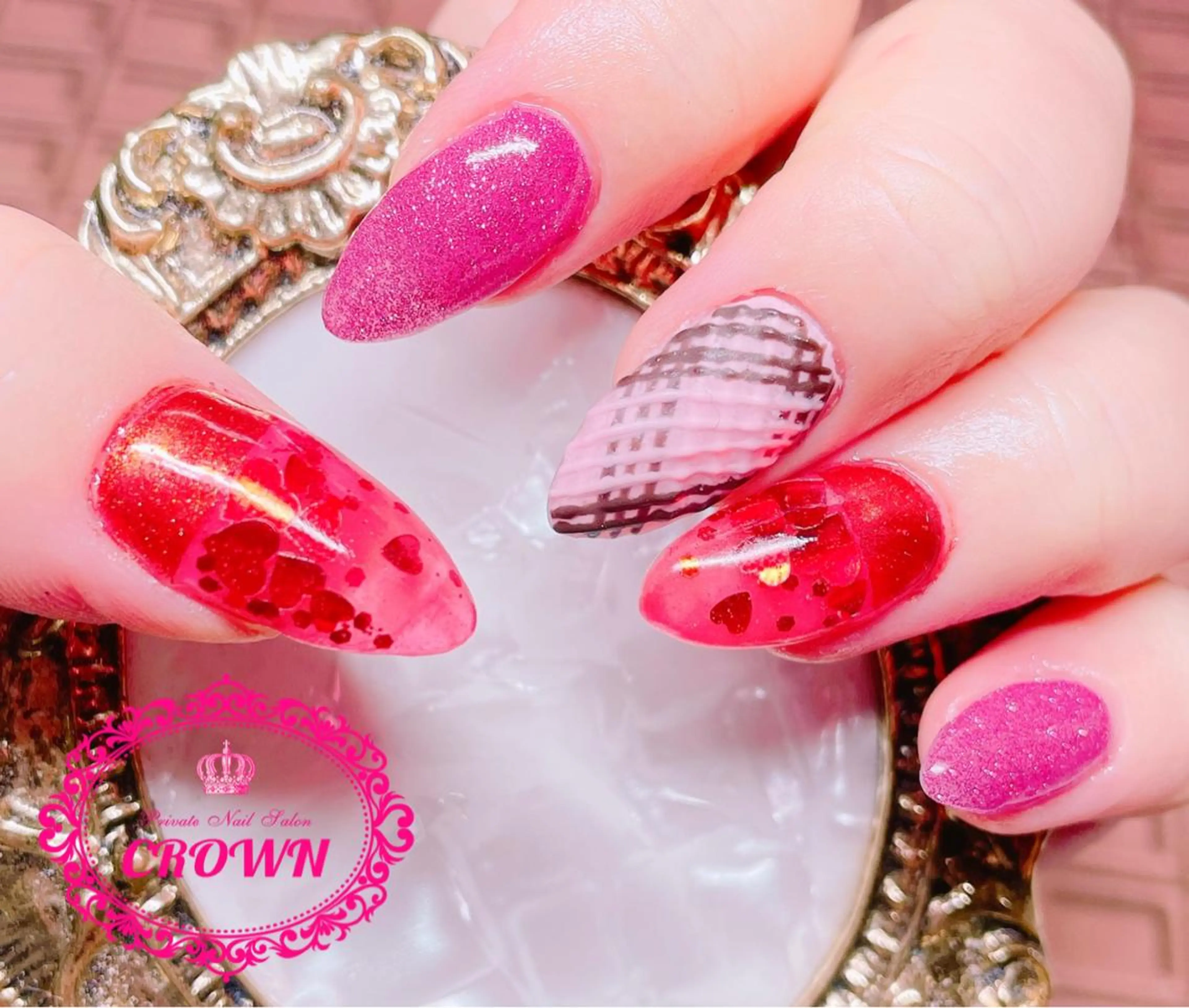 ネイル CROWN プライベートサロンのネイルデザイン