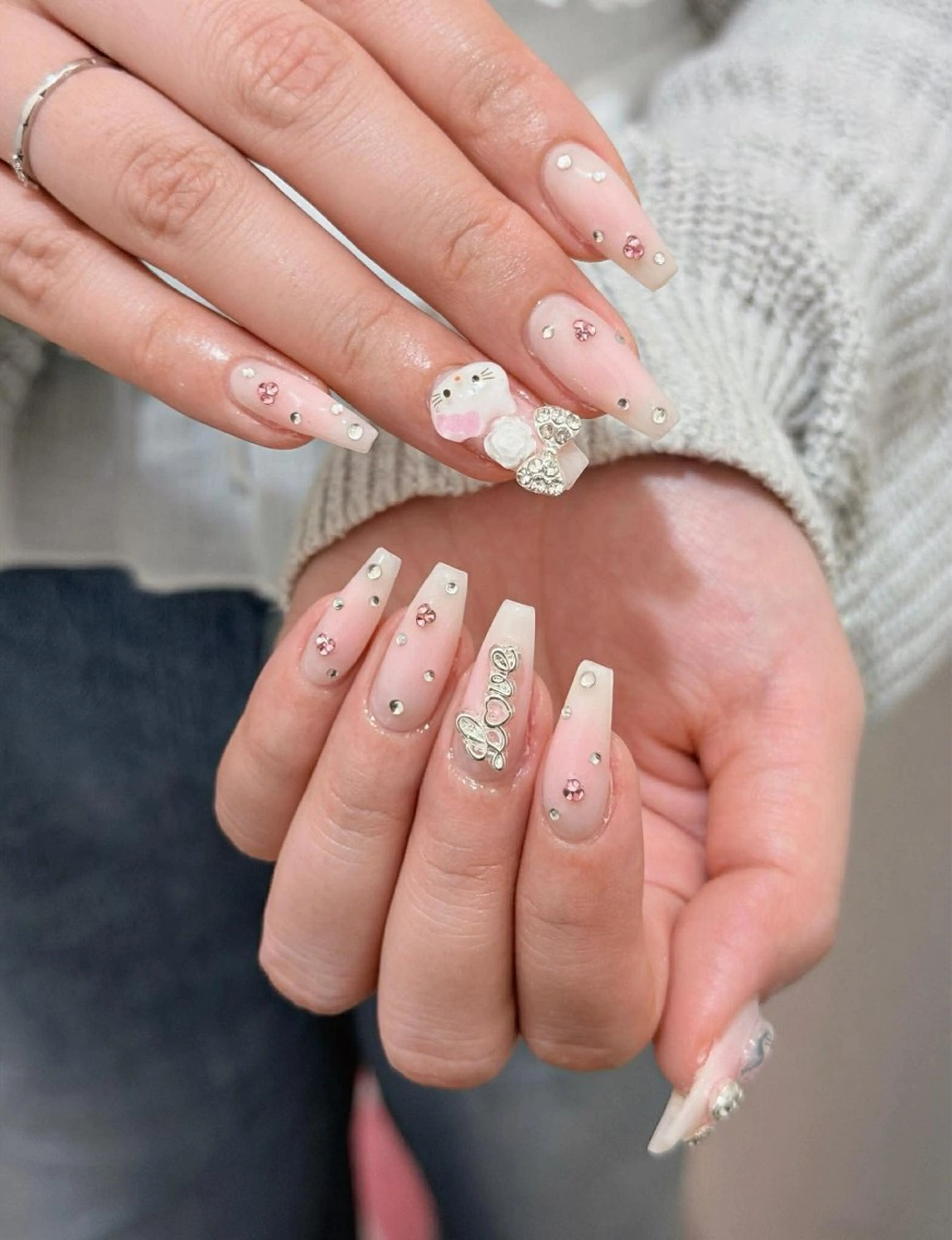 ネイル オーロラネイル ボルドー ブラウン 氷ネイル・うるうるネイル キラキラネイル ハンドネイル Julli ジュリのネイルデザイン