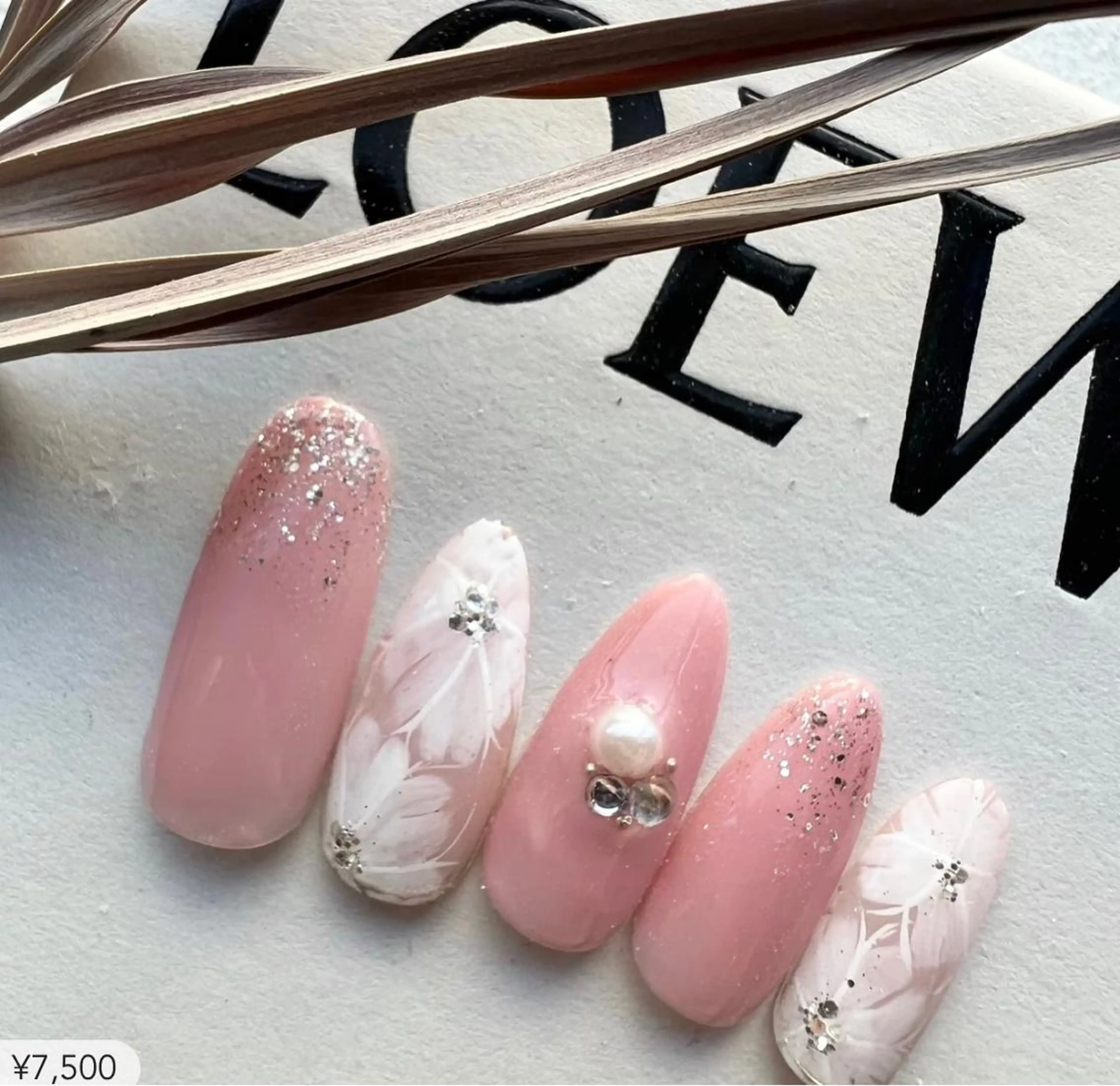 ネイル Likeモデル 募集中のネイルデザイン