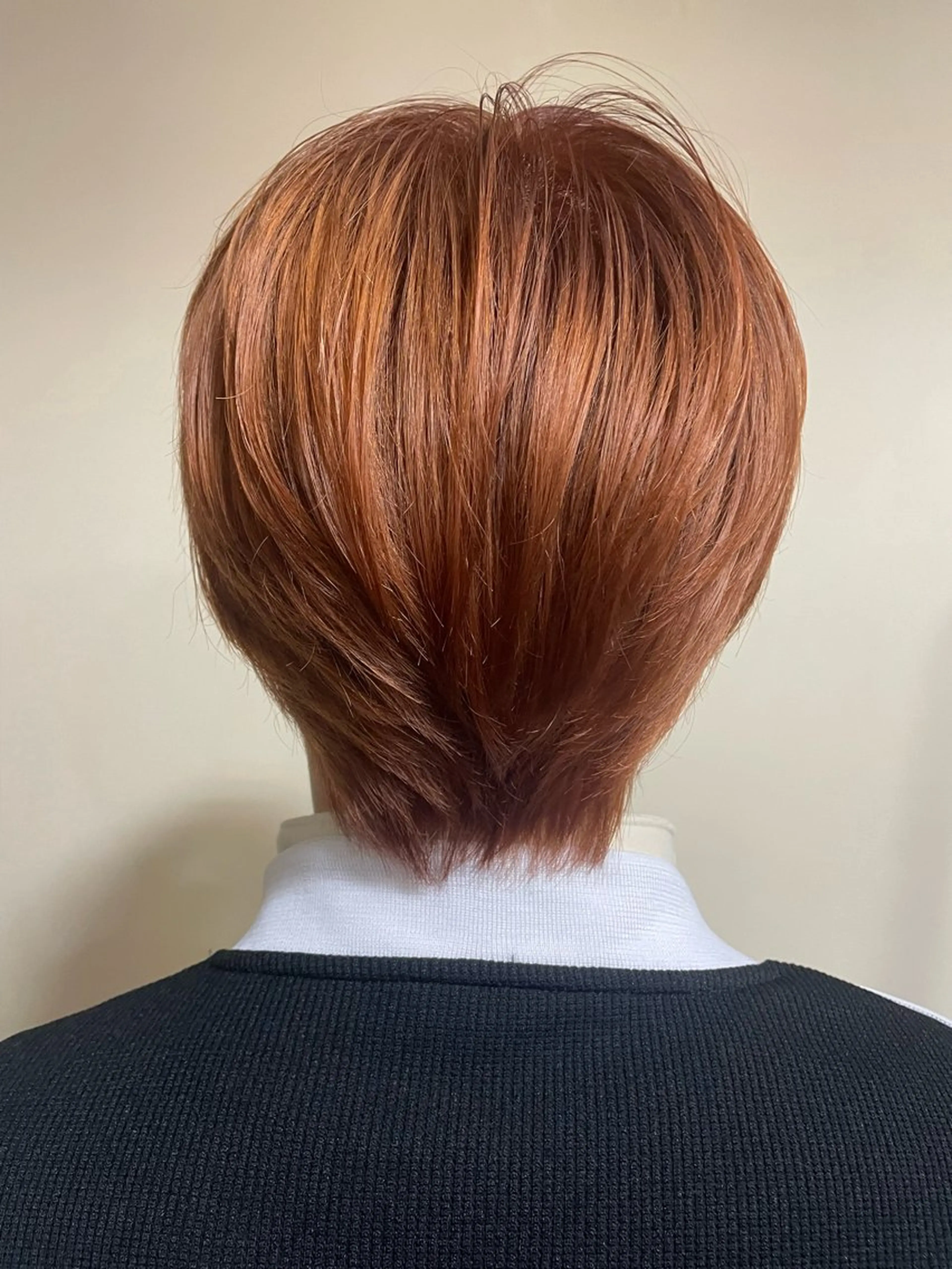 ショート カラー メンズ メンズブリーチ ブリーチ ブラウンカラー オレンジ オレンジブラウン boucle所属・浅岡 昭汰のヘアスタイル