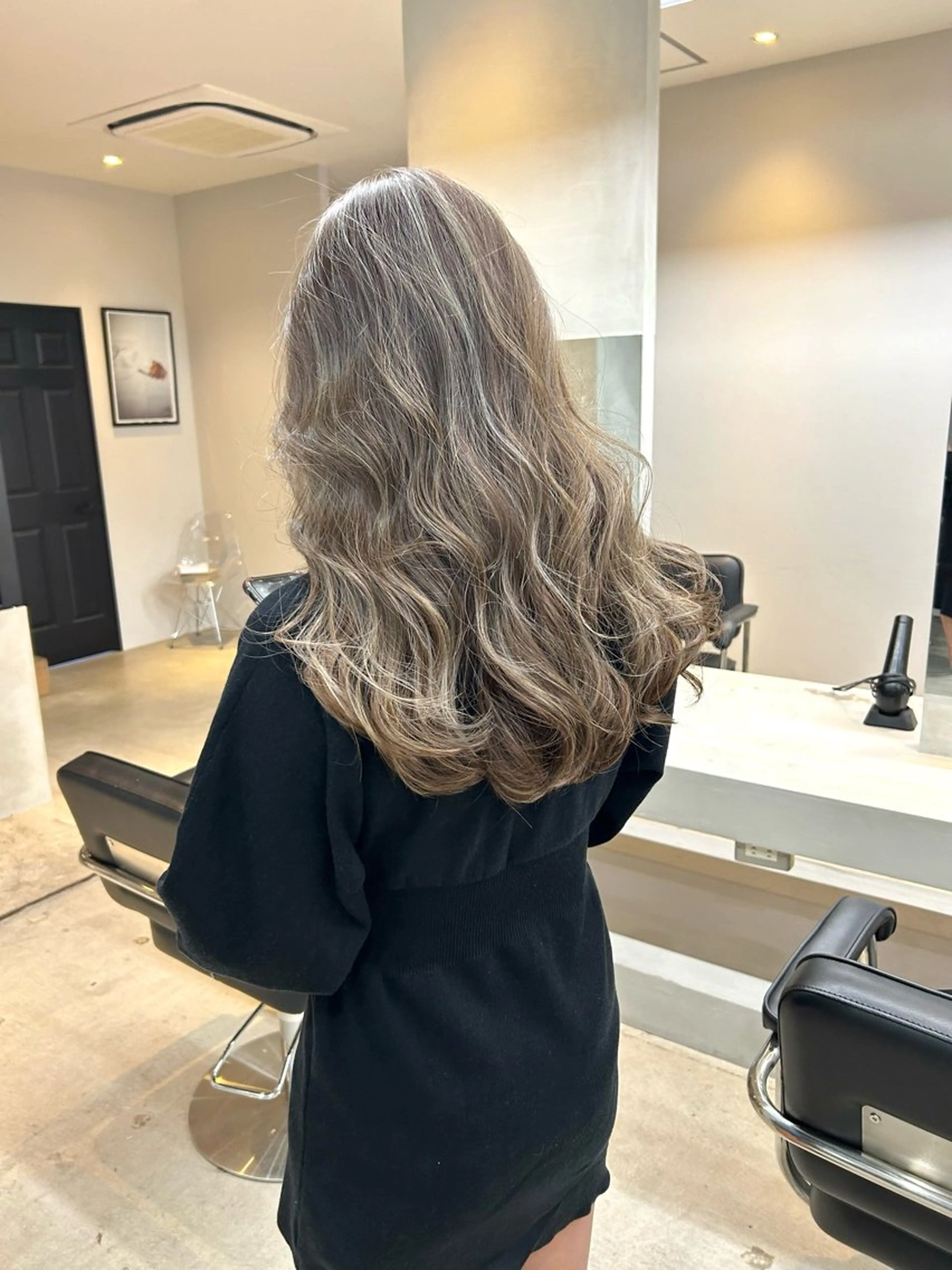 セミロング カラー ヘアカラー 一ノ瀬 暁のヘアスタイル