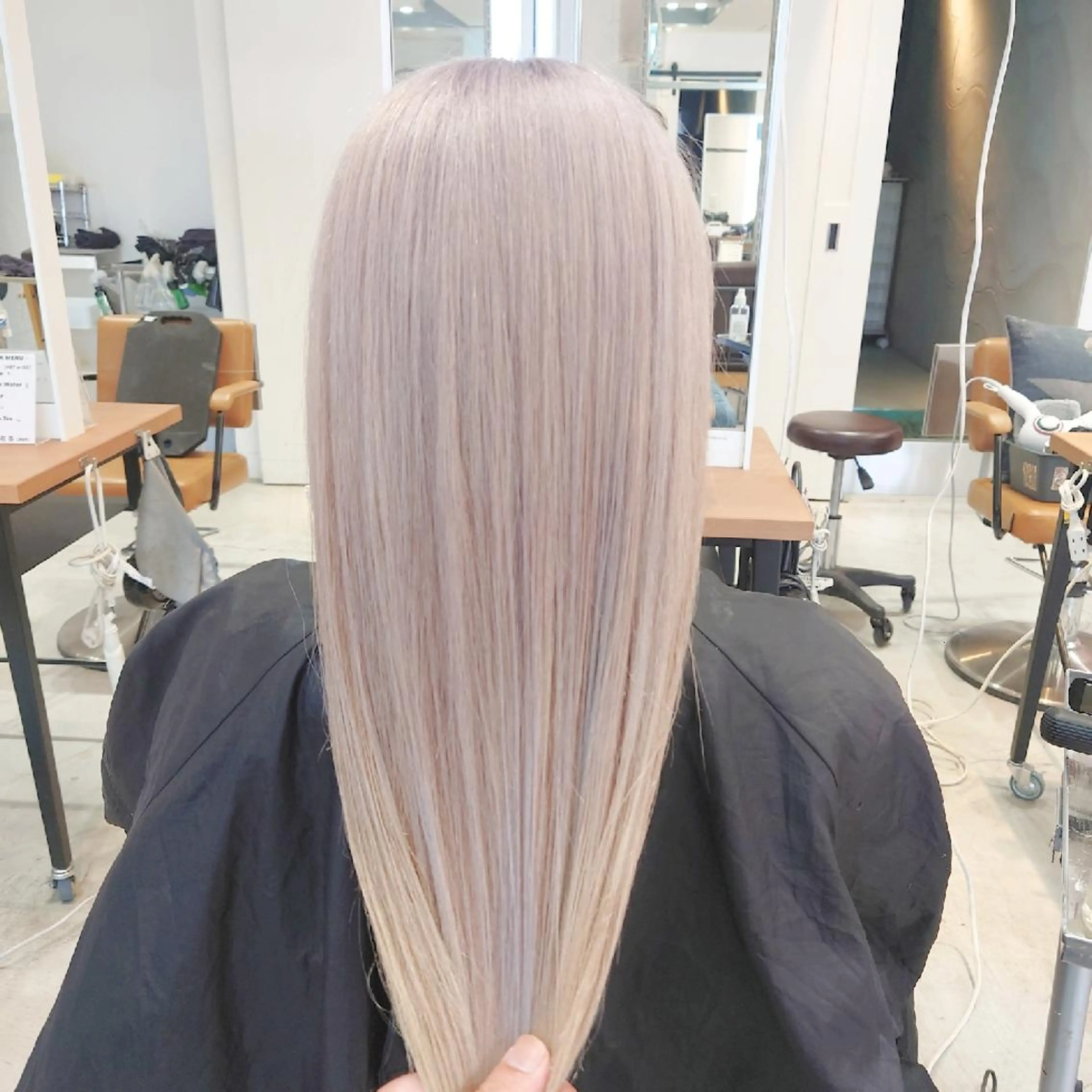 ロング カラー ヘアカラー トリートメント 艶髪✨ブリーチ職人 井手正康のヘアスタイル