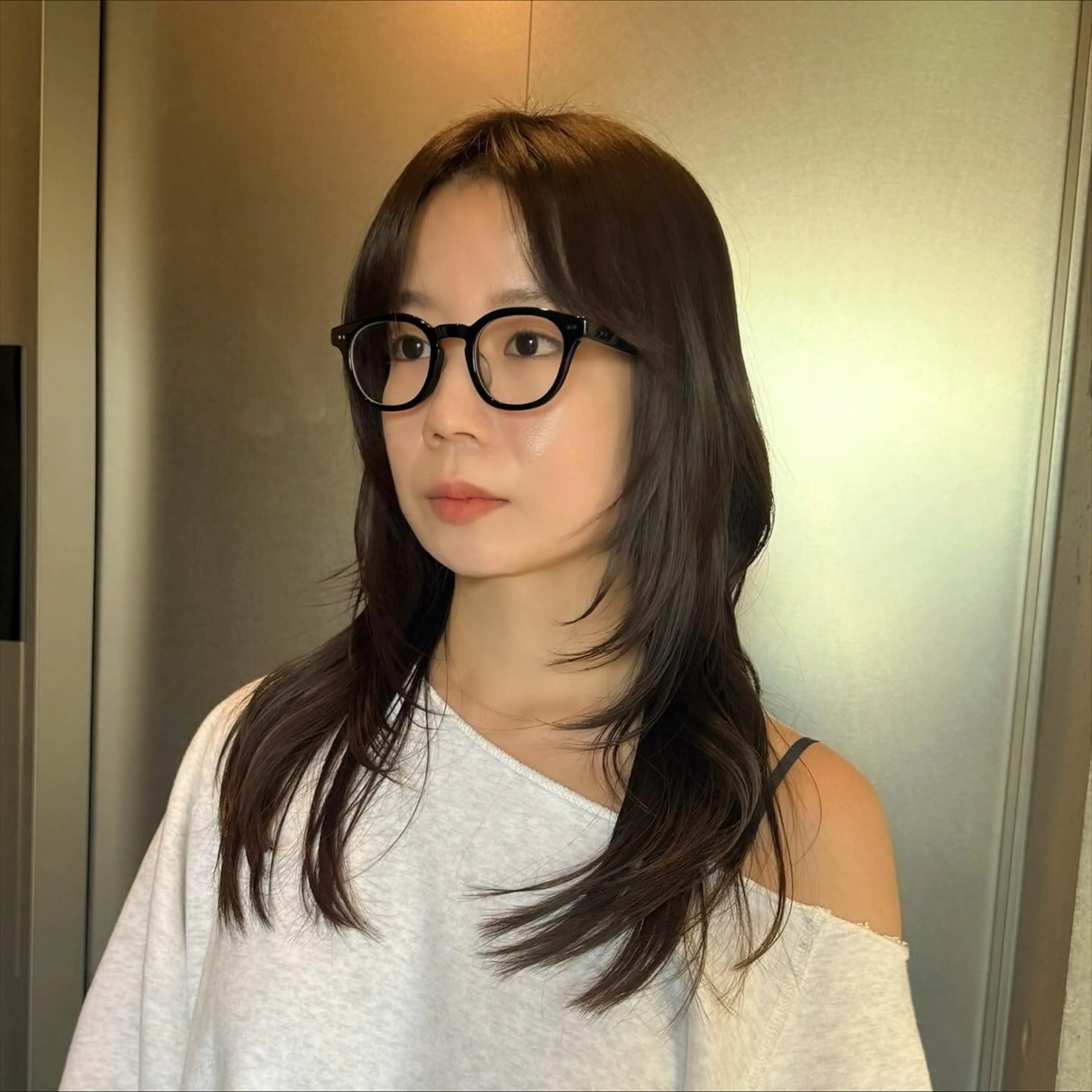 ロング カラー ブラウンカラー オリーブブラウン レイヤーカット カット ヘアカラー トリートメント 透明感/血色カラー/ 似合せレイヤー/ゆいのヘアスタイル