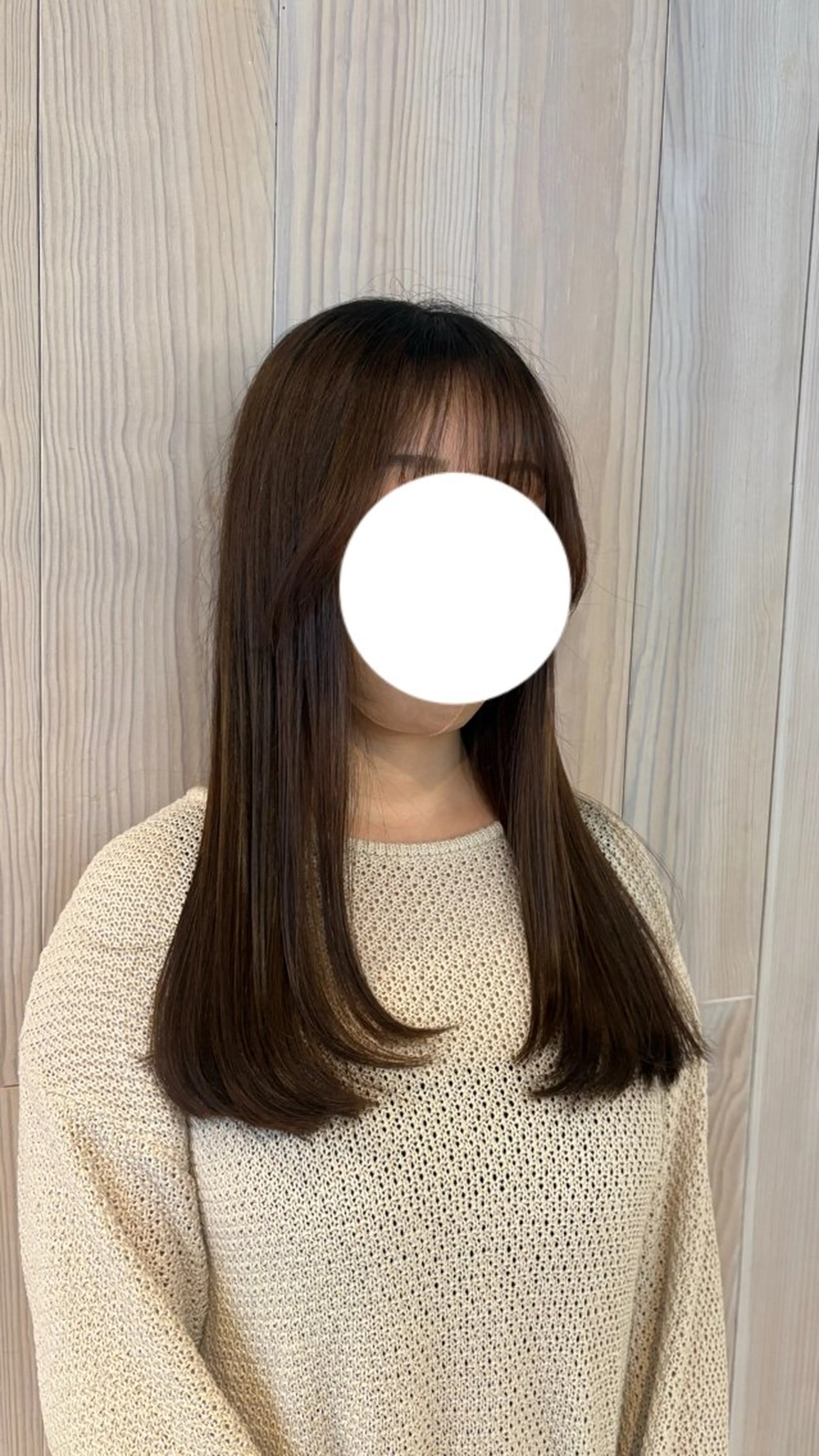 セミロング レイヤーカット OXCREATION kanaのヘアスタイル