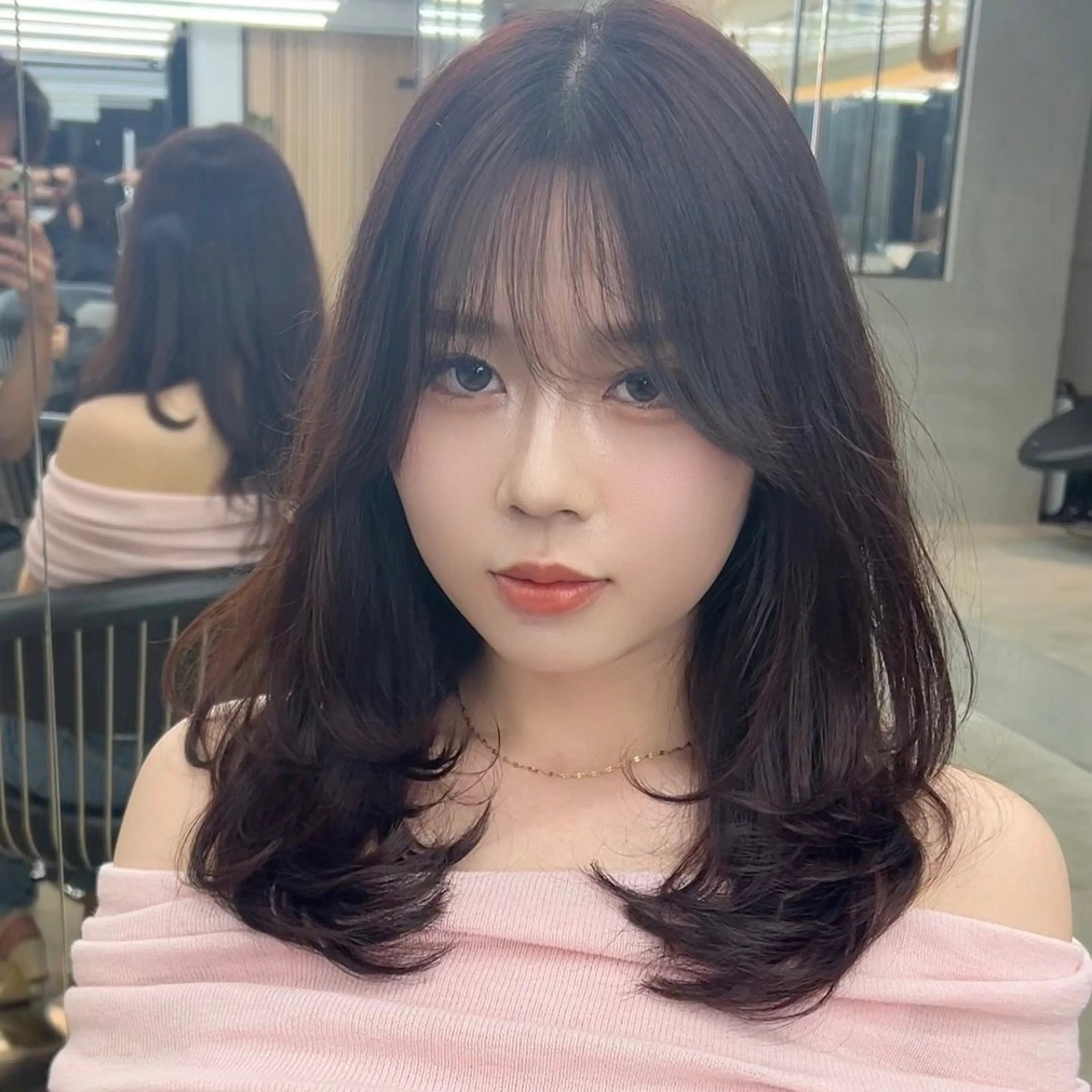 40%以上オフ【女性のお悩みNo.1💗】前髪、顔周りまで縮毛矯正💗+似合わせカット/韓国/(ケアトリートメント付き)の写真