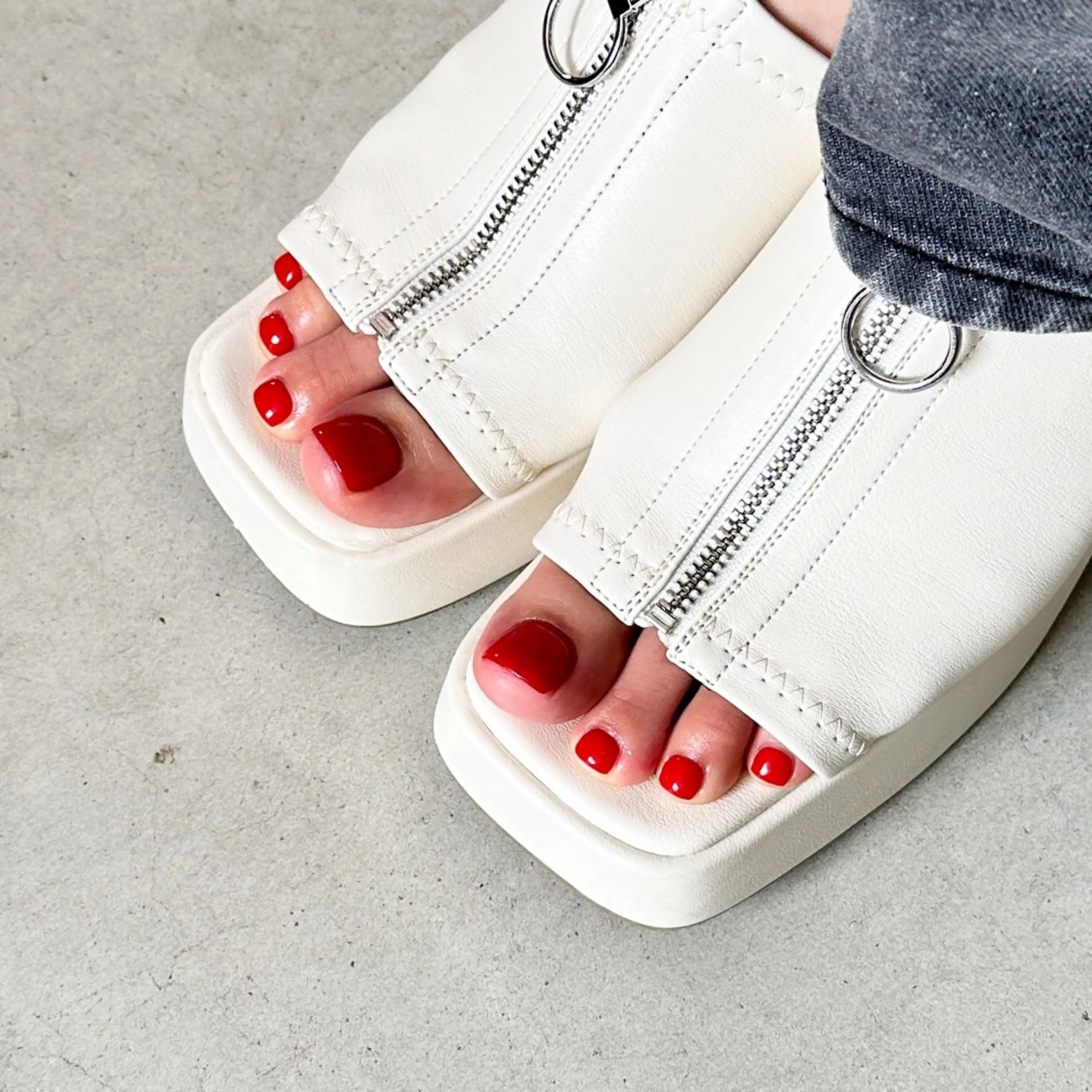 ネイル フットネイル mowa 🌿‬ kanaのネイルデザイン