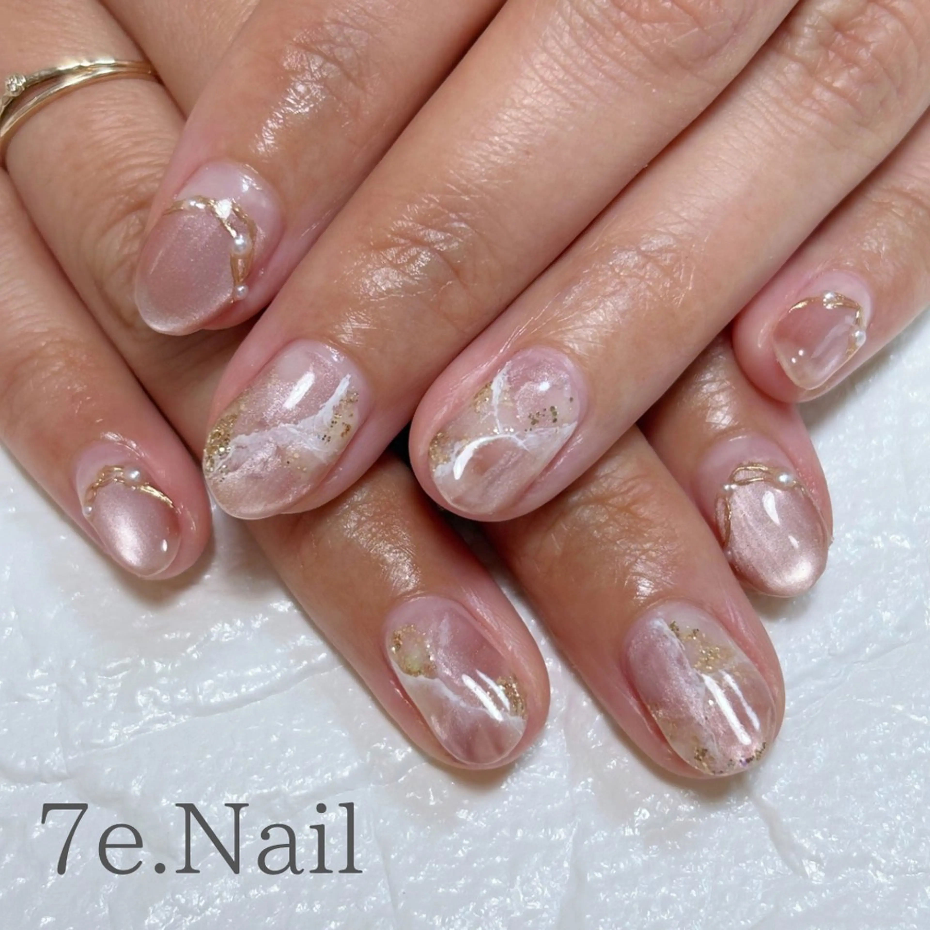 ネイル 7e. Nailのネイルデザイン