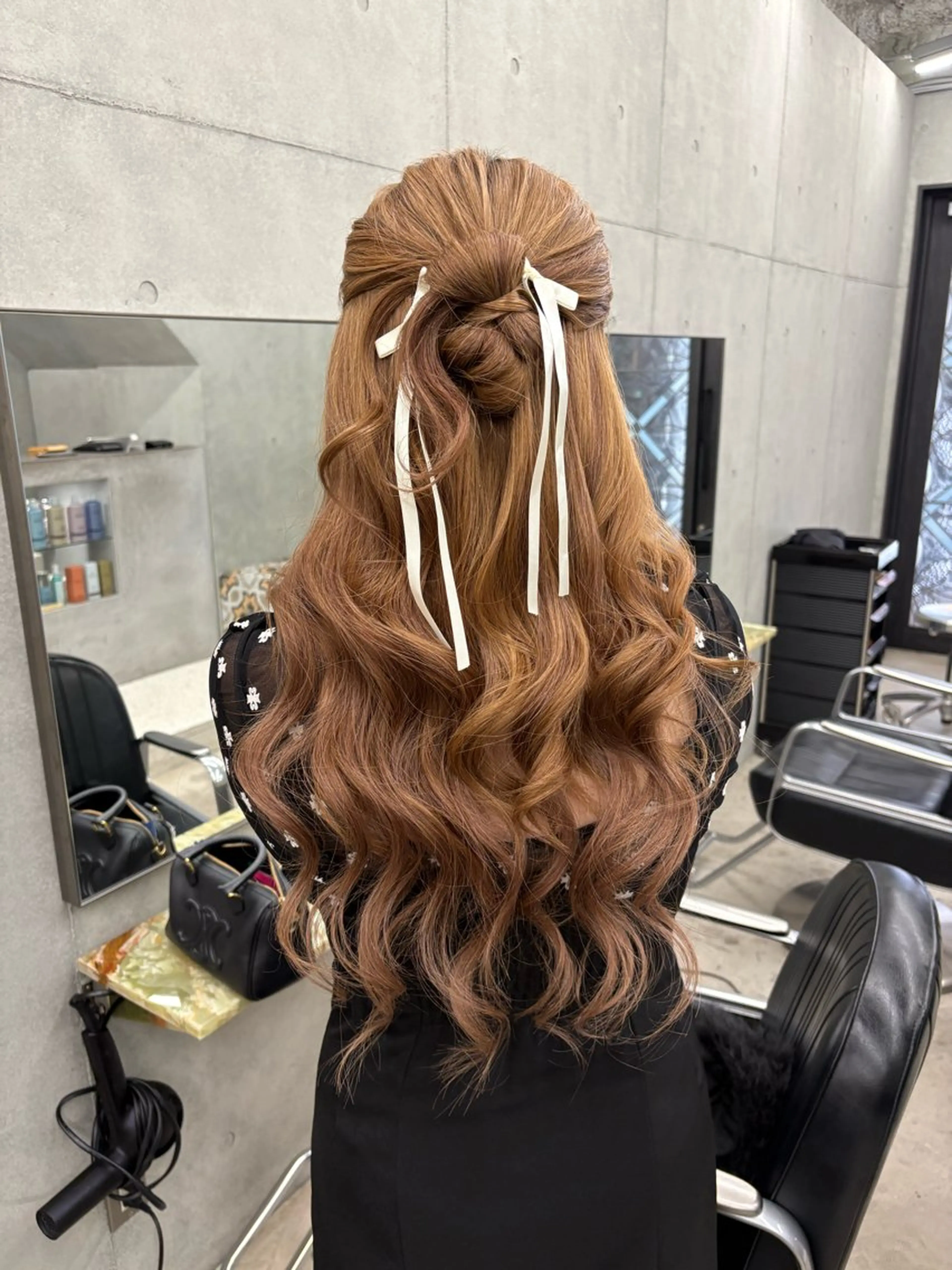 ロング ヘアアレンジ ハーフアップ ヘアセット blink所属・暖色/ブラウン/ 透明感/ゆうかのヘアスタイル