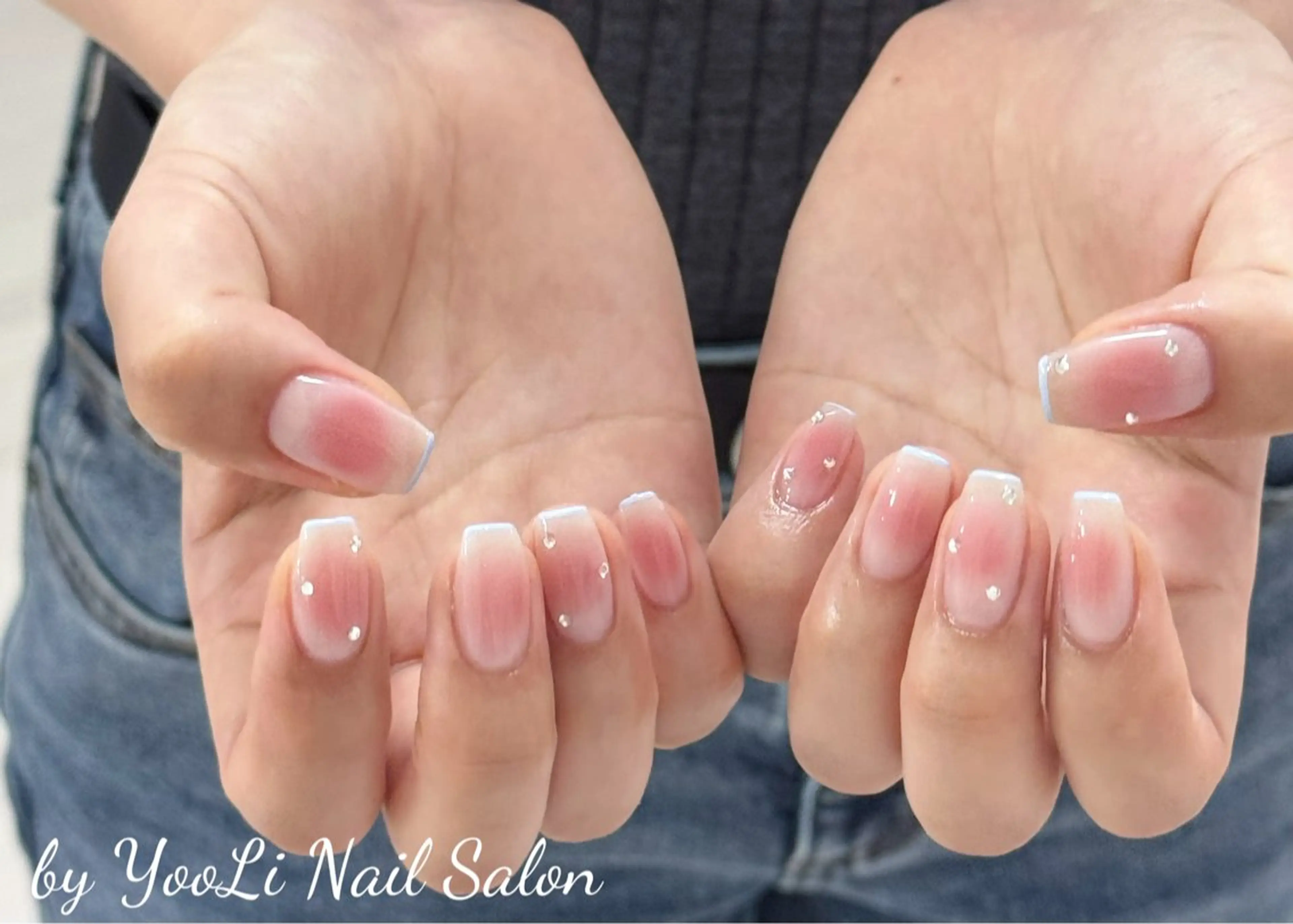 ネイル アートネイル オーロラネイル チークネイル フレンチネイル ガラスフレンチ ハンドネイル 🎀🎀YooLi Nail Salonのネイルデザイン