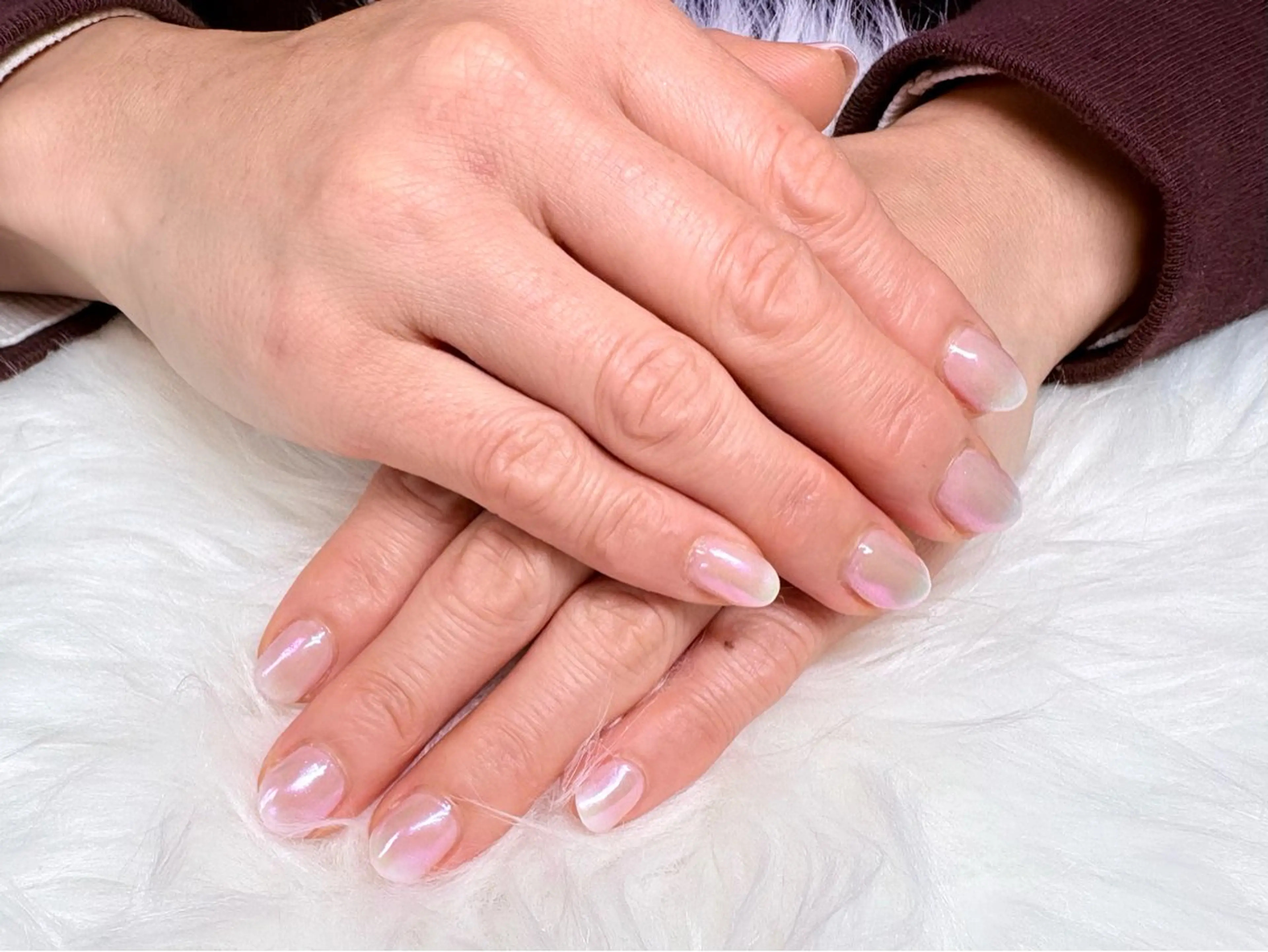 ネイル オーロラネイル ハンドネイル Nailsalon Dahliaのネイルデザイン