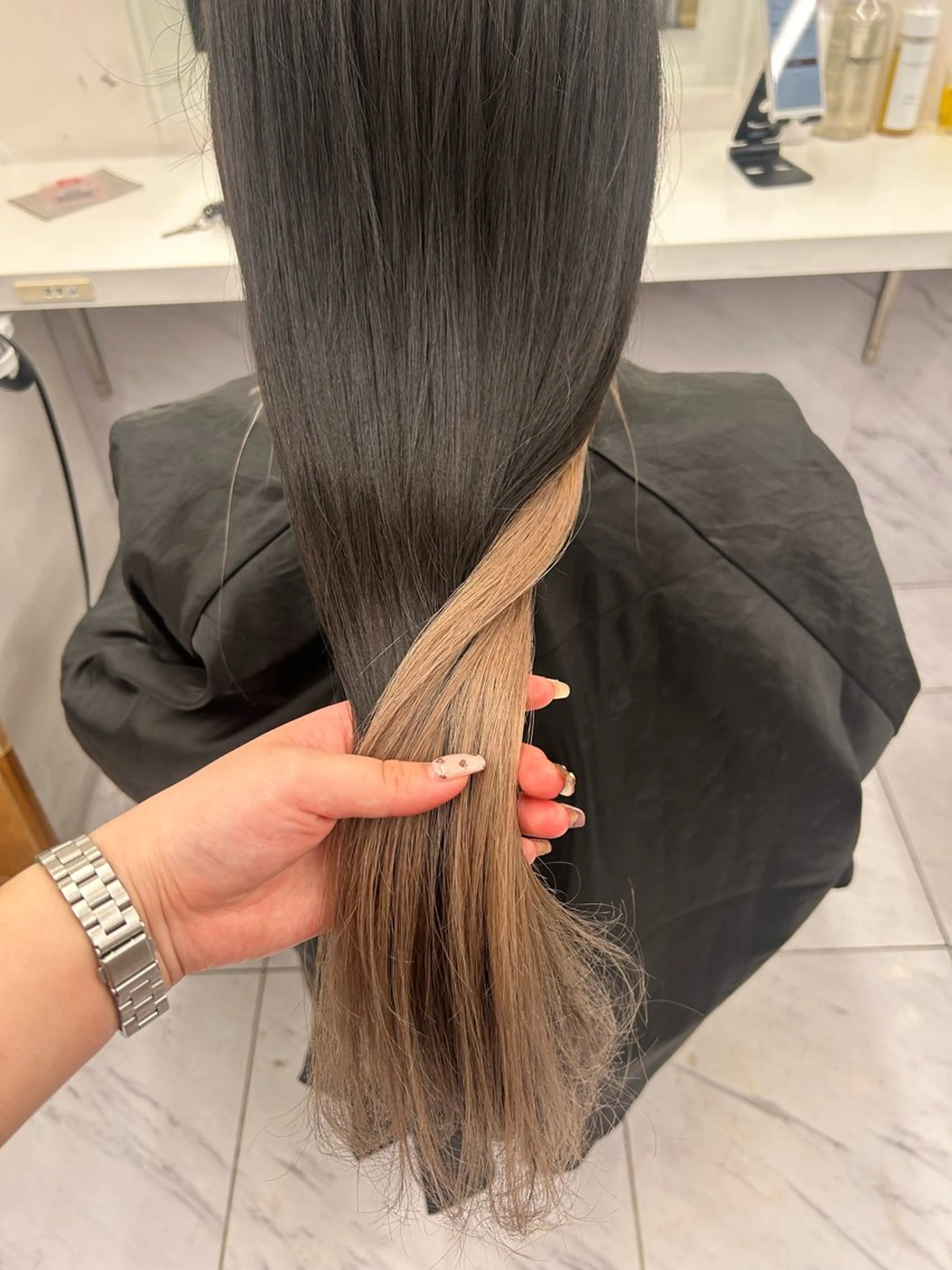 カラー 透明感ベージュ🤎 ナチュラルレイヤーのヘアスタイル