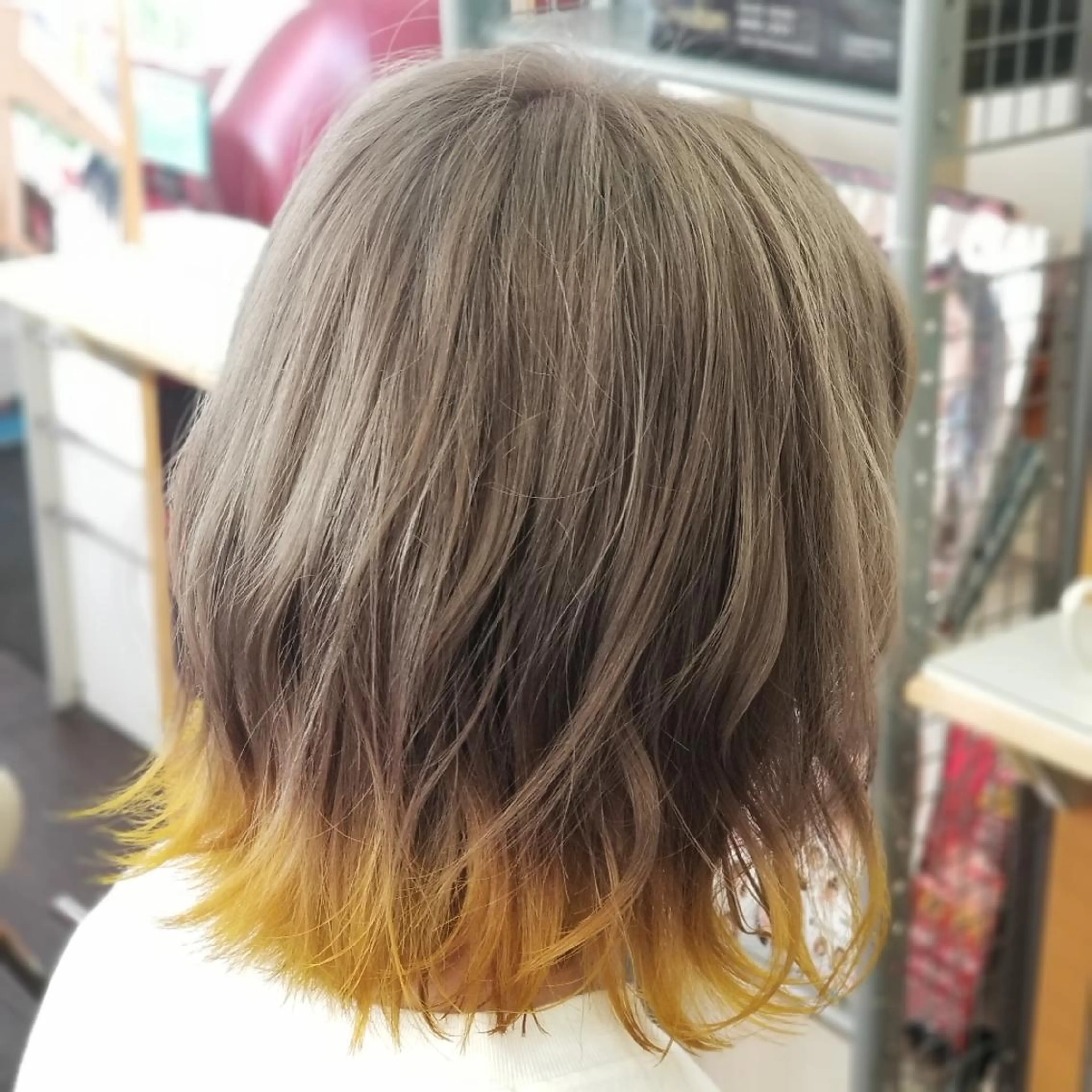 【再来クーポン】透明感カラー+前処理トリートメントの写真