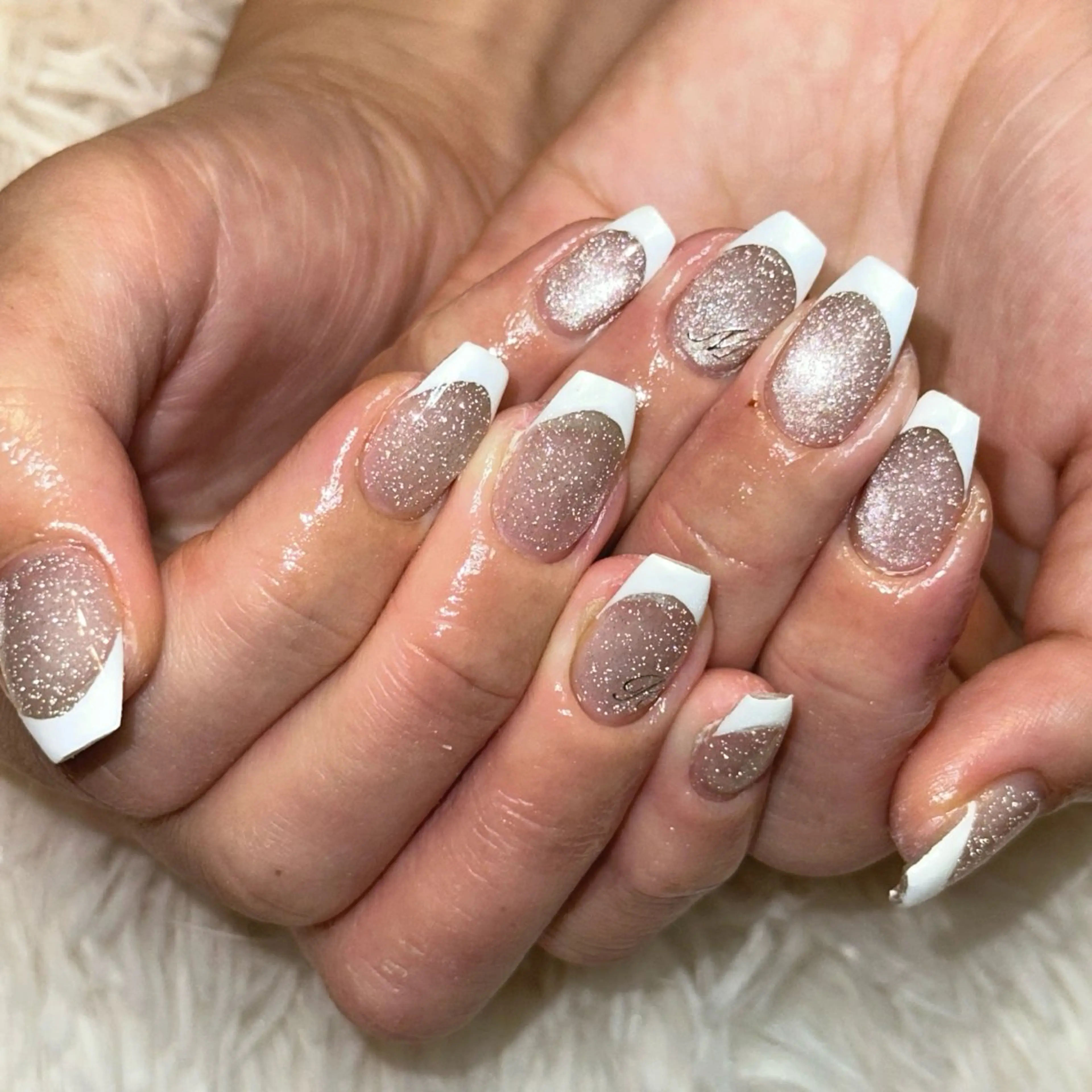 ネイル フラッシュネイル フラッシュマグ ハンドネイル フットネイル nailsalon Any'bのネイルデザイン