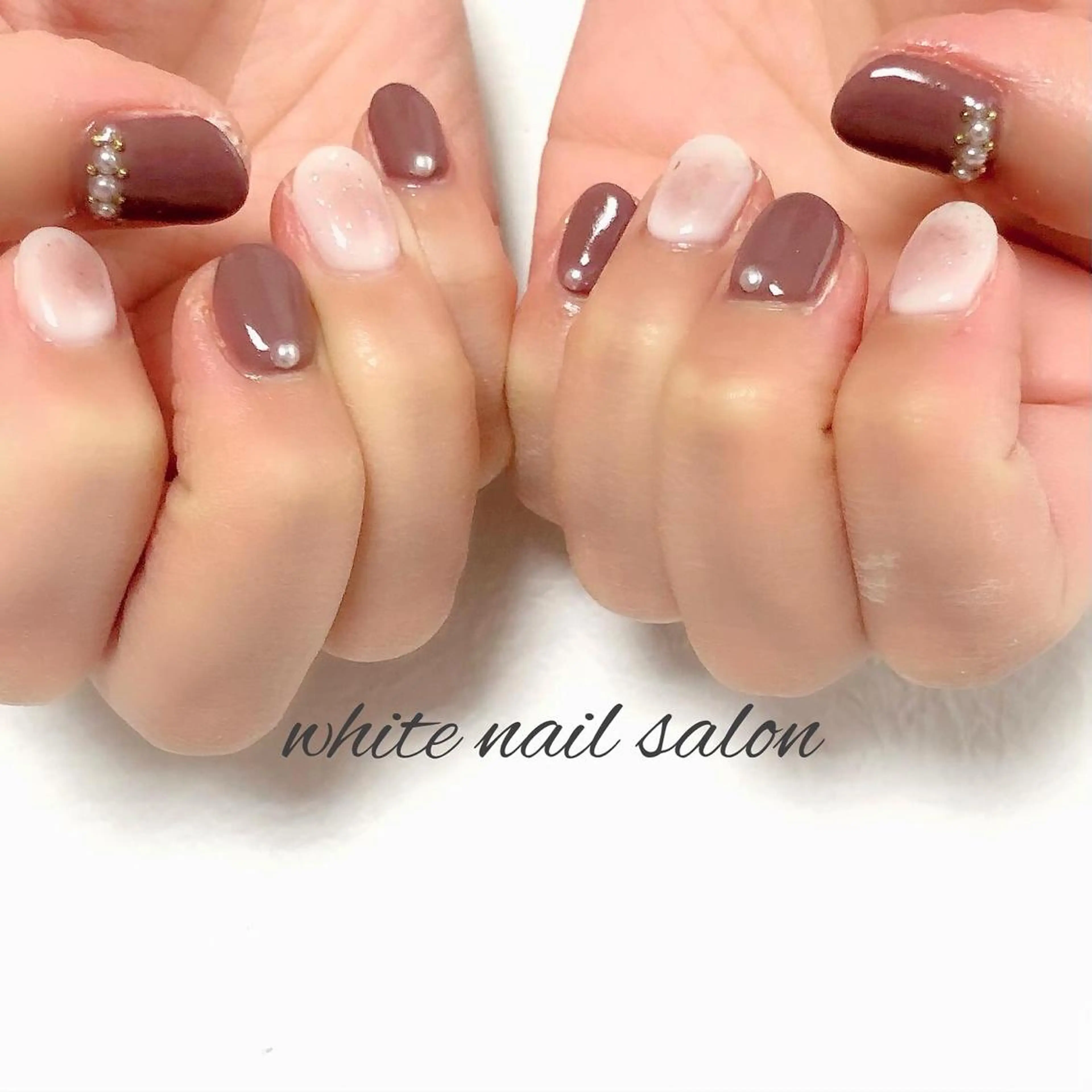 ネイル ジェルネイル ハードジェル 持ち込み ソフトジェル ハンドネイル white nail salonのネイルデザイン