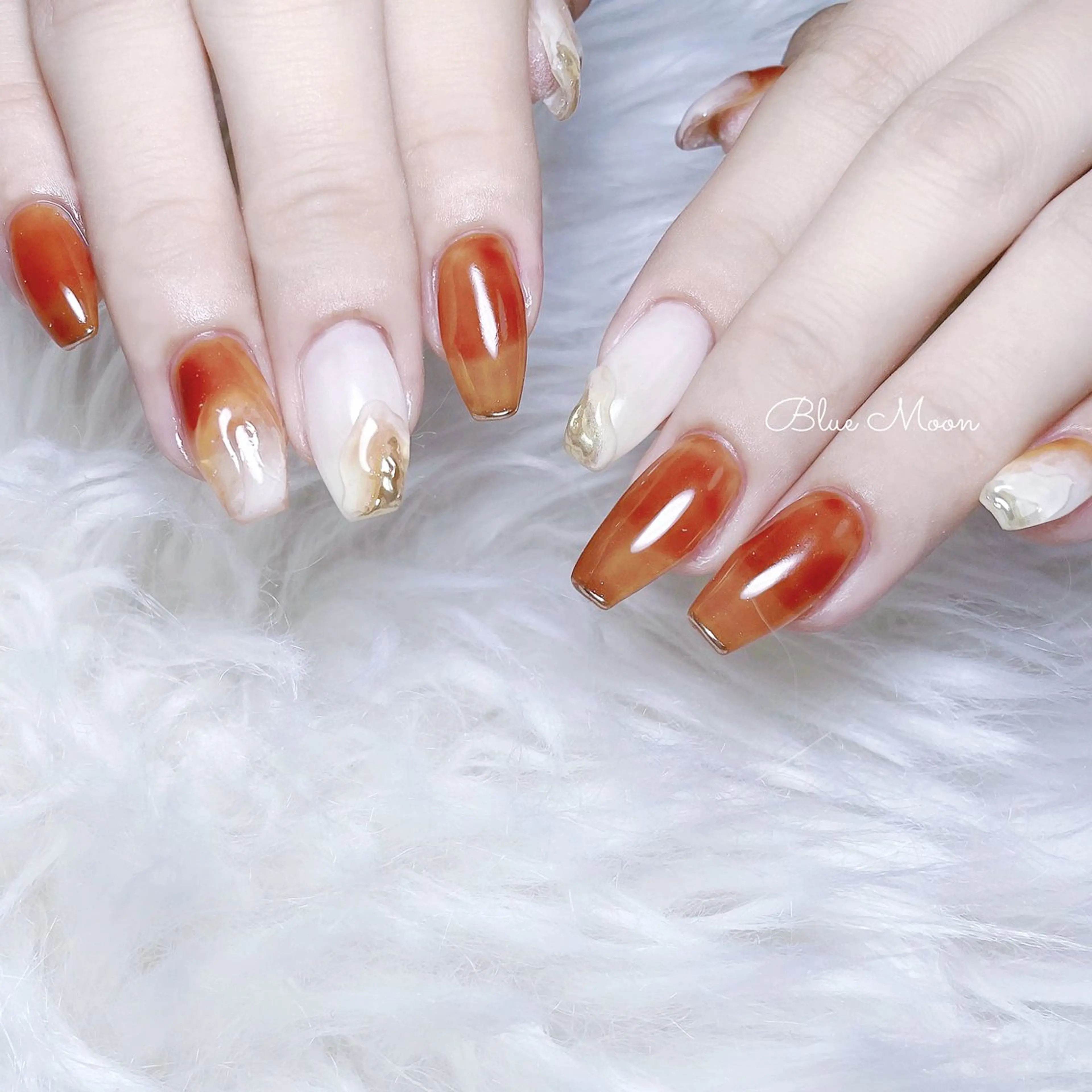 ネイル ミラーネイル ハンドネイル フットネイル ハンドケア nail salon Blue Moonのネイルデザイン