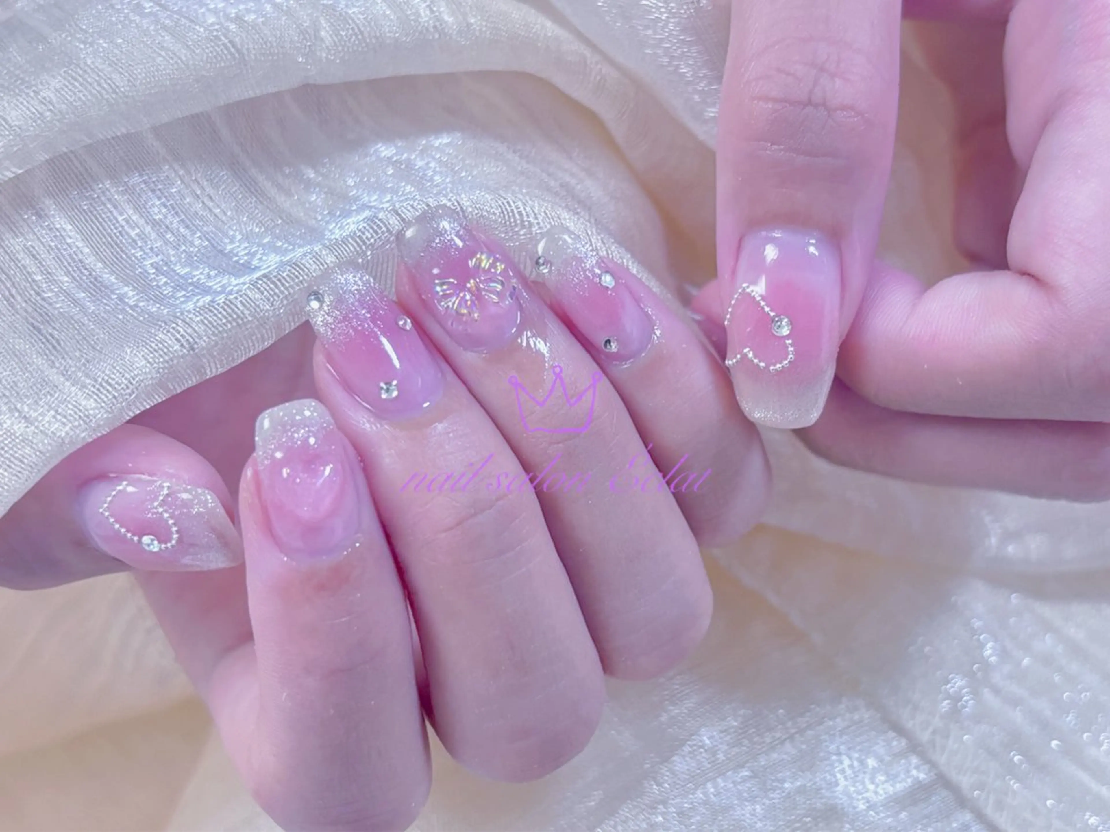 ネイル ネイルサロンエクラ 🫧Shizukaのネイルデザイン