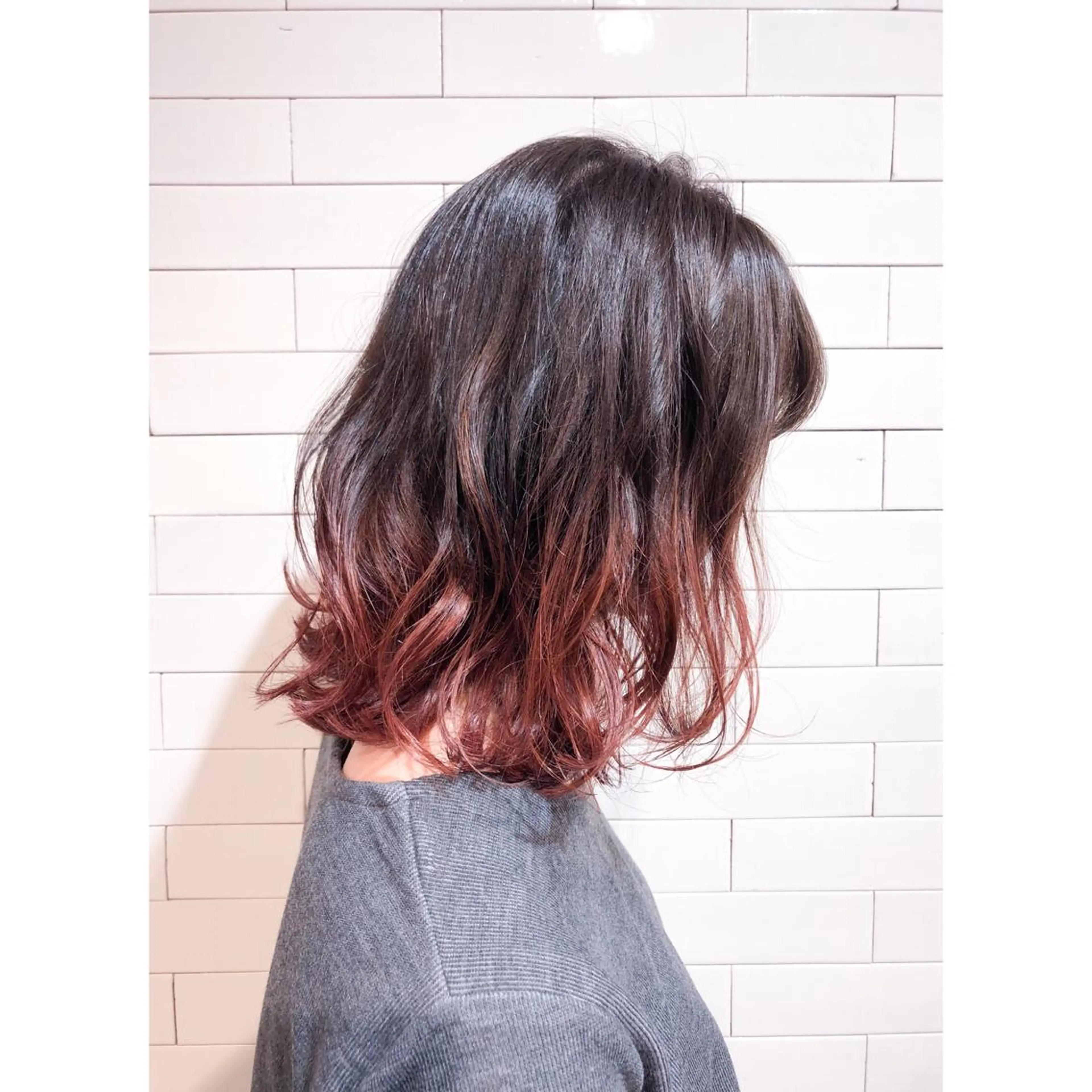 ミディアム EIGHT plum TOKIOリミテッドのヘアスタイル