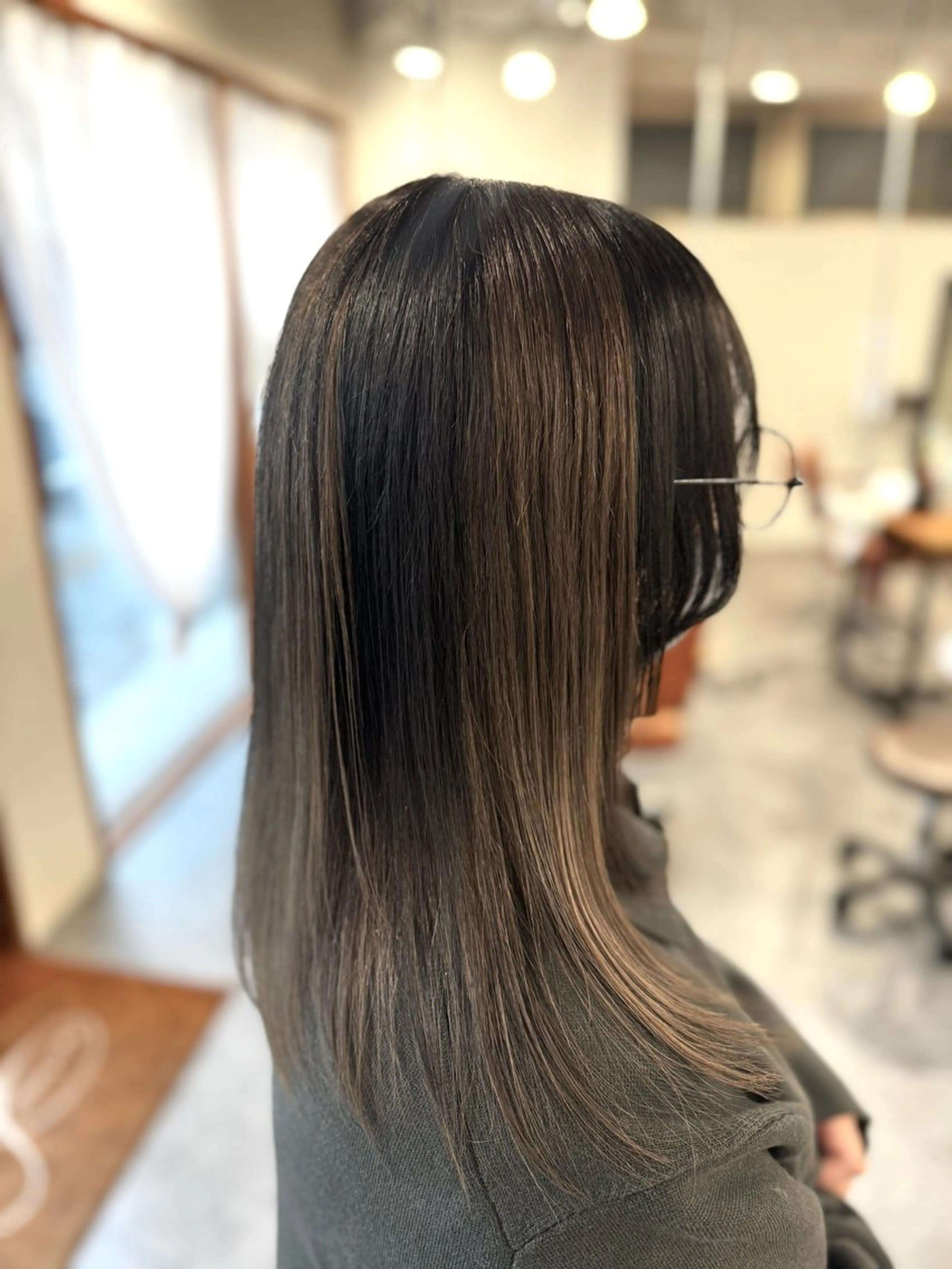 ミディアム カラー パーマ 縮毛矯正 SHIAN【シアン】 🍒ゆな🍒のヘアスタイル